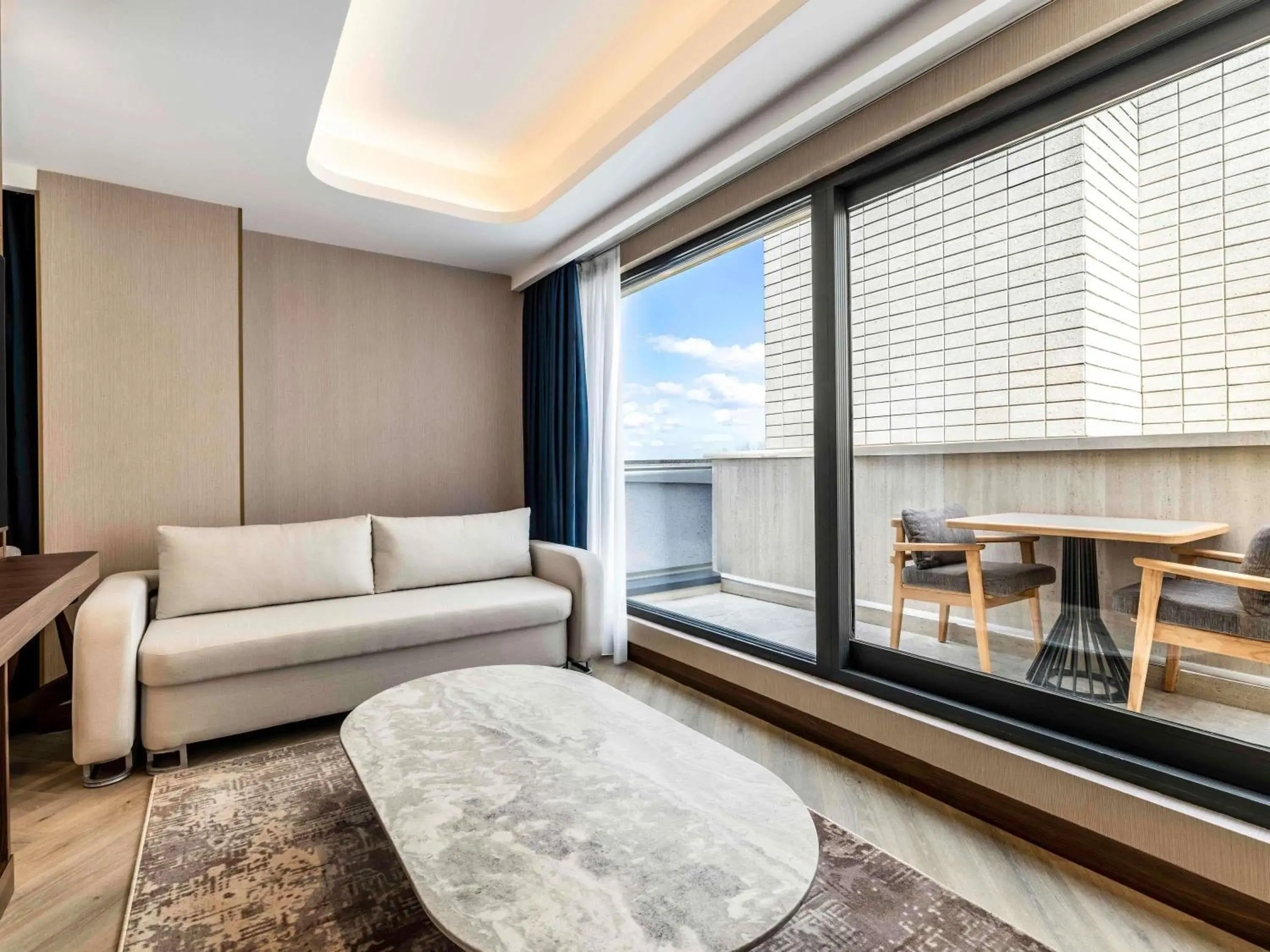 Executive Suite with One Double Bed in Mövenpick Istanbul Old Town Executive Suite with One Double Bed in Mövenpick Istanbul Old Town