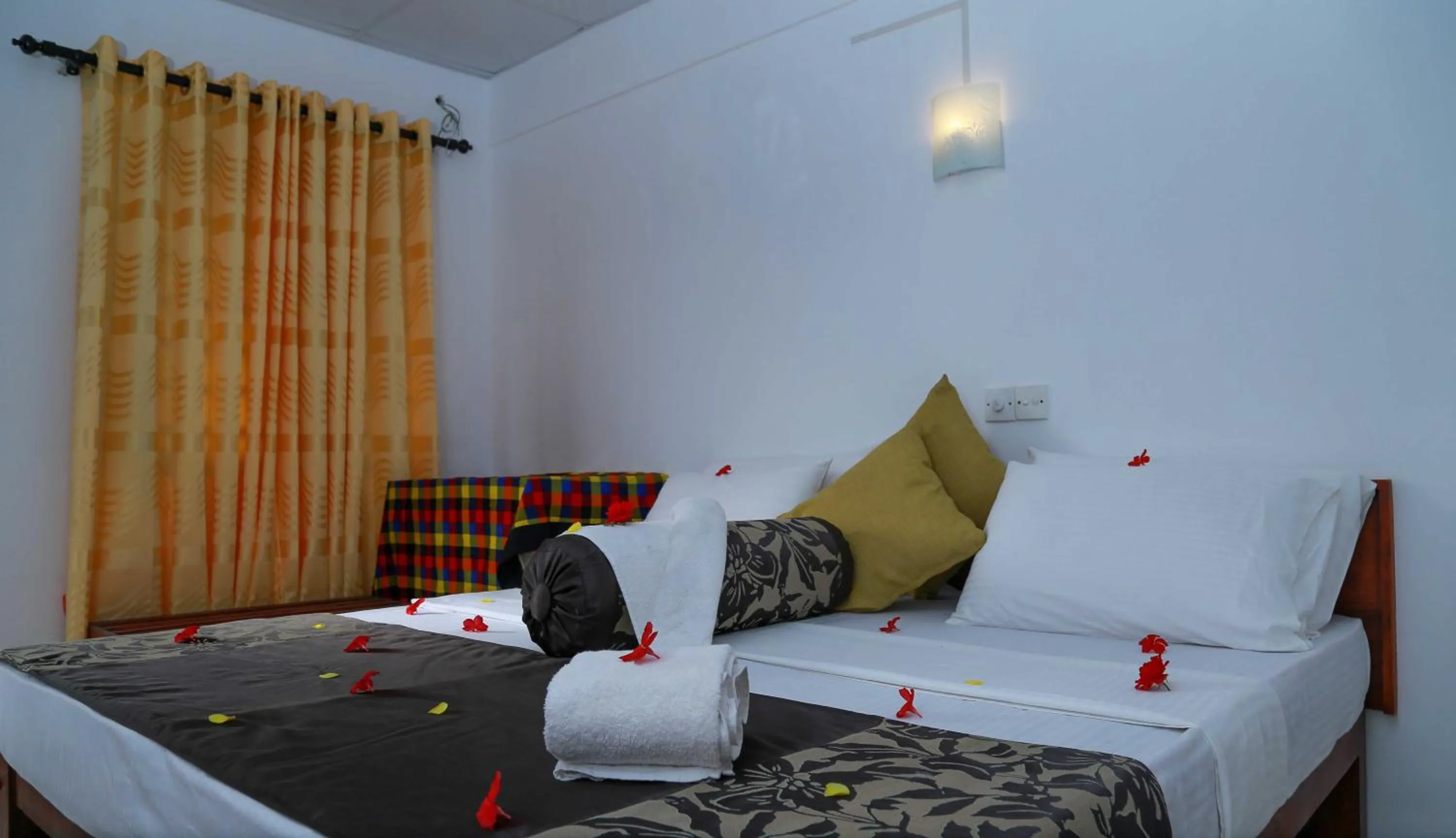 Bed in Hansa Surf Hotel