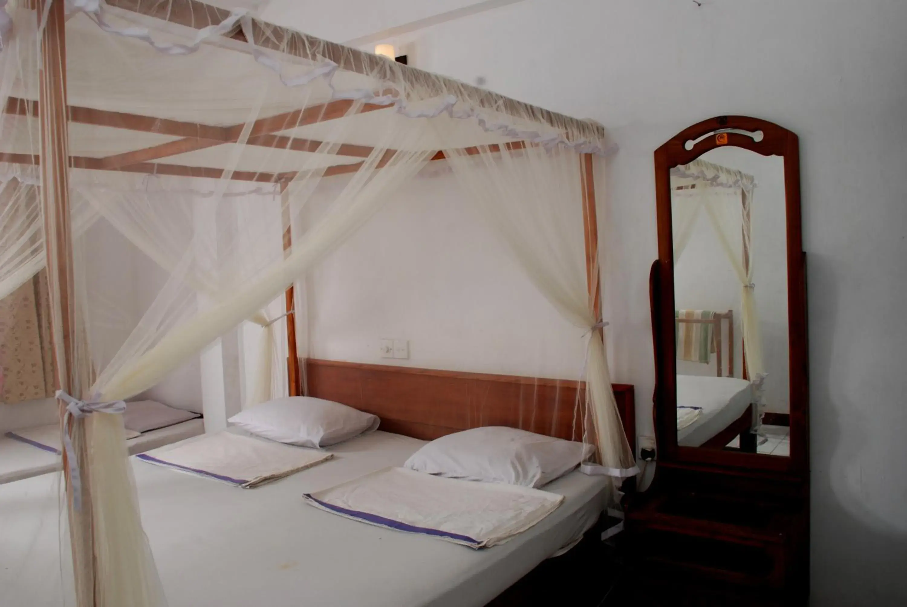 Triple Room with Balcony in Hansa Surf Hotel Triple Room with Balcony in Hansa Surf Hotel