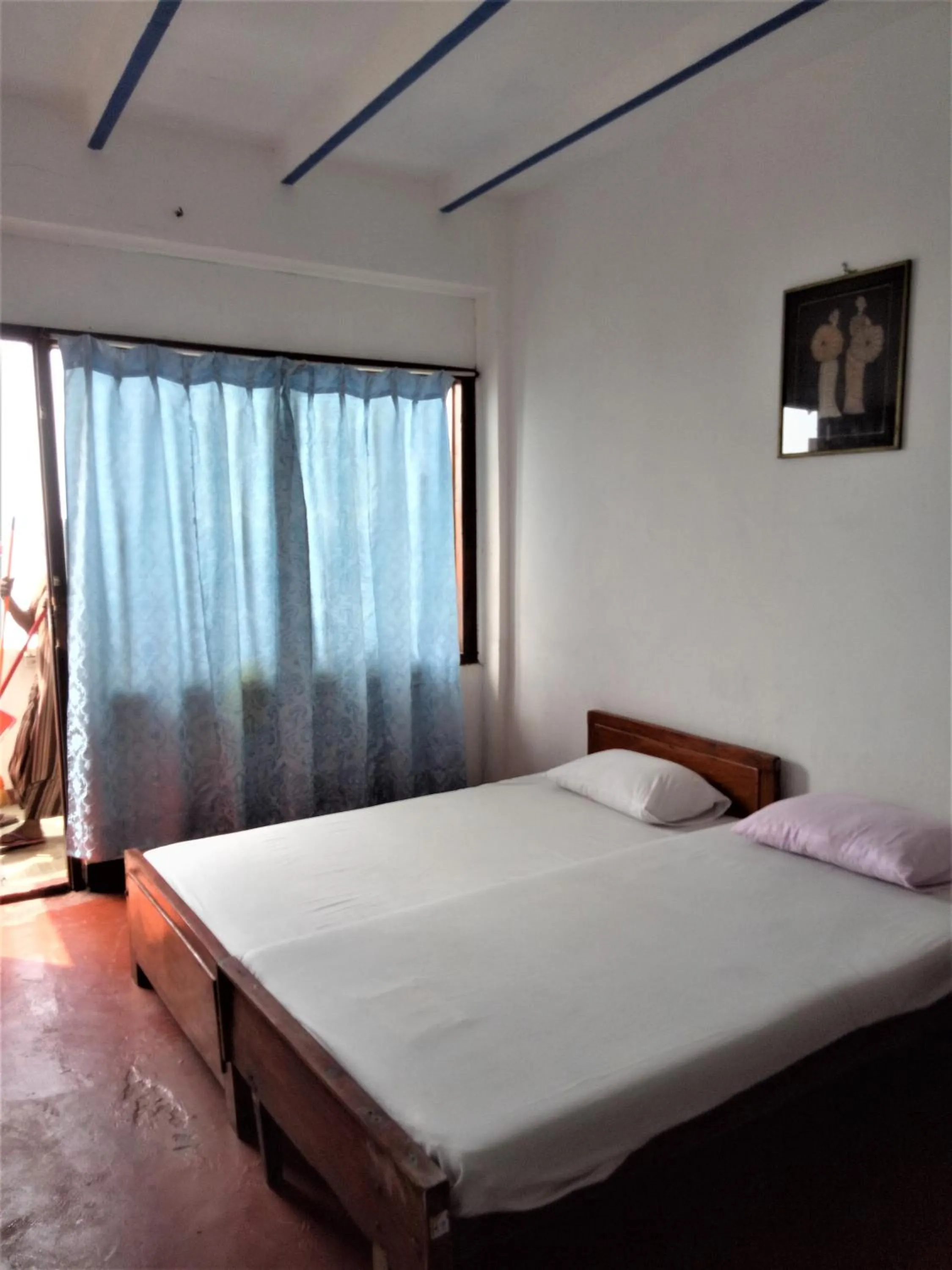 Bed in Hansa Surf Hotel