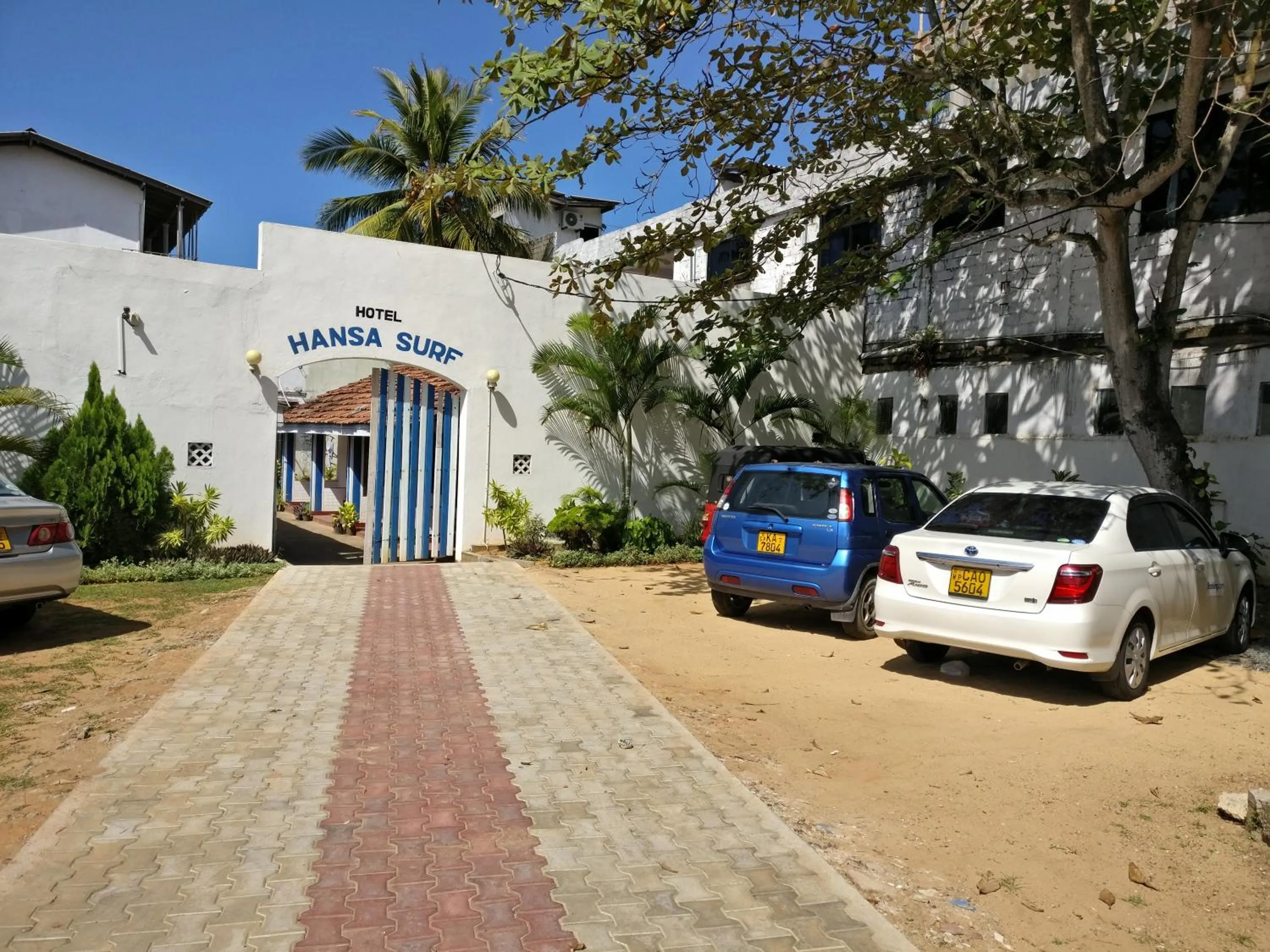 Property building in Hansa Surf Hotel