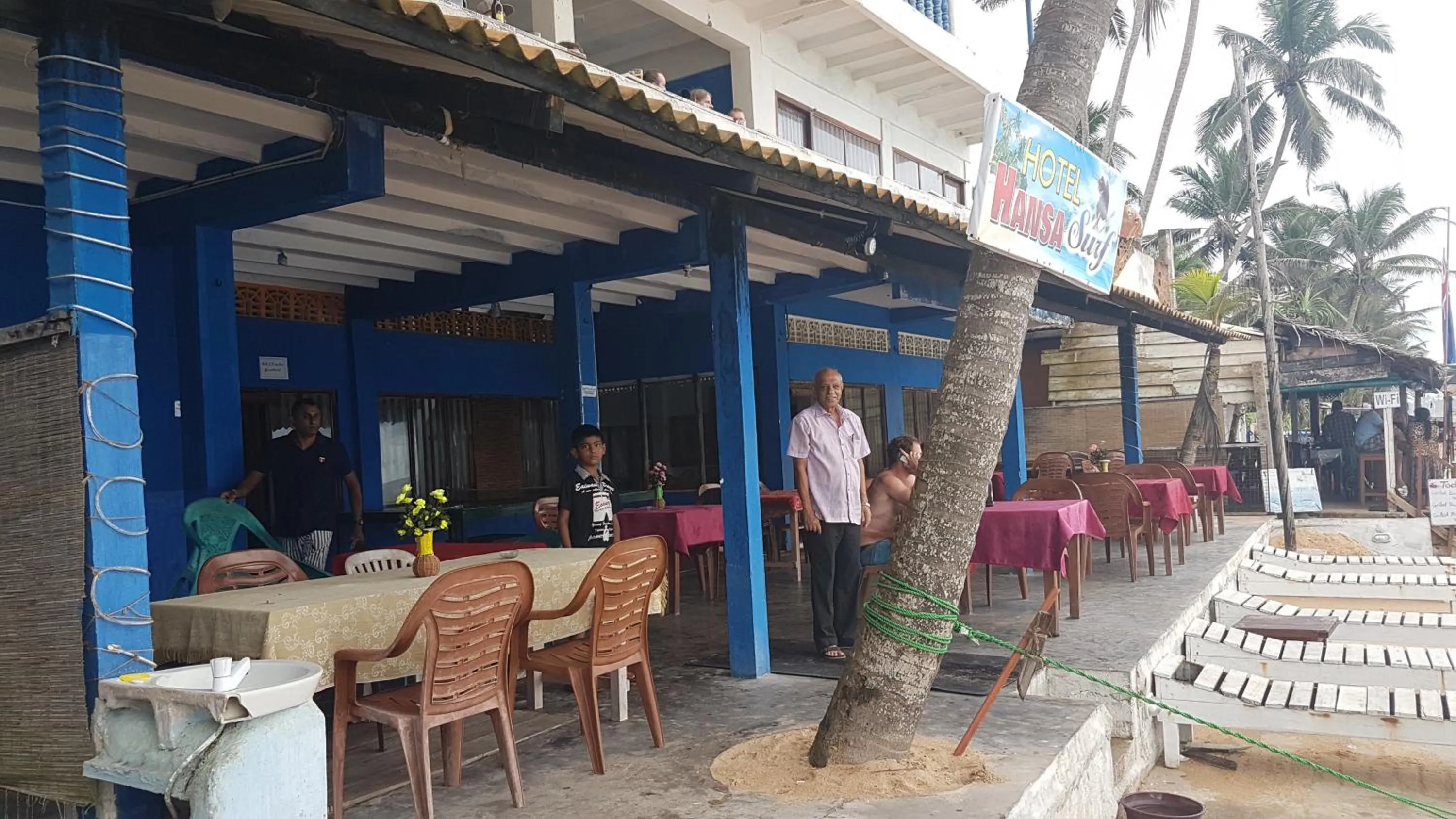 Restaurant/places to eat in Hansa Surf Hotel