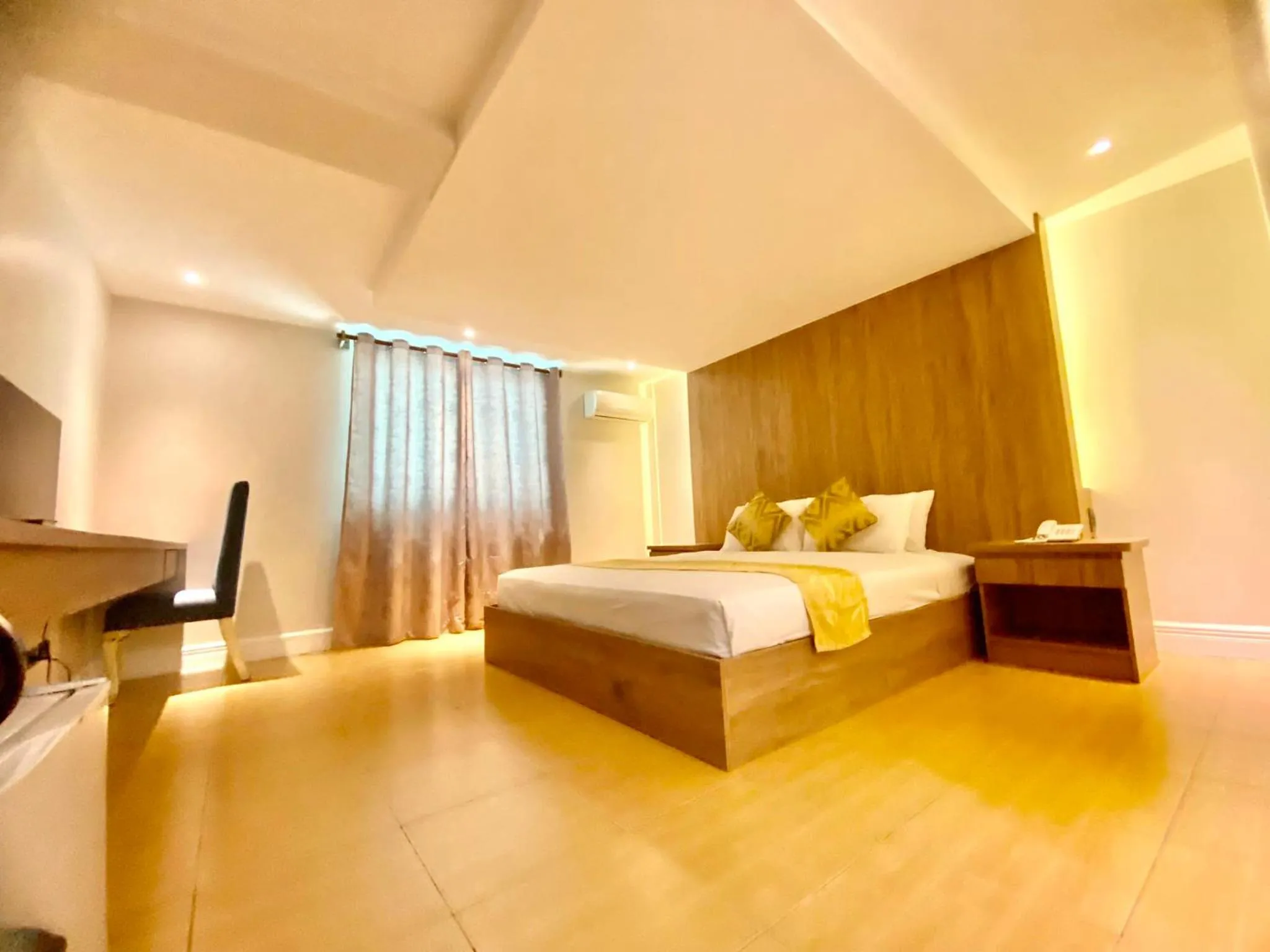Photo of the whole room, Bed in Hotel Euroasia By BLUEBOOKERS
