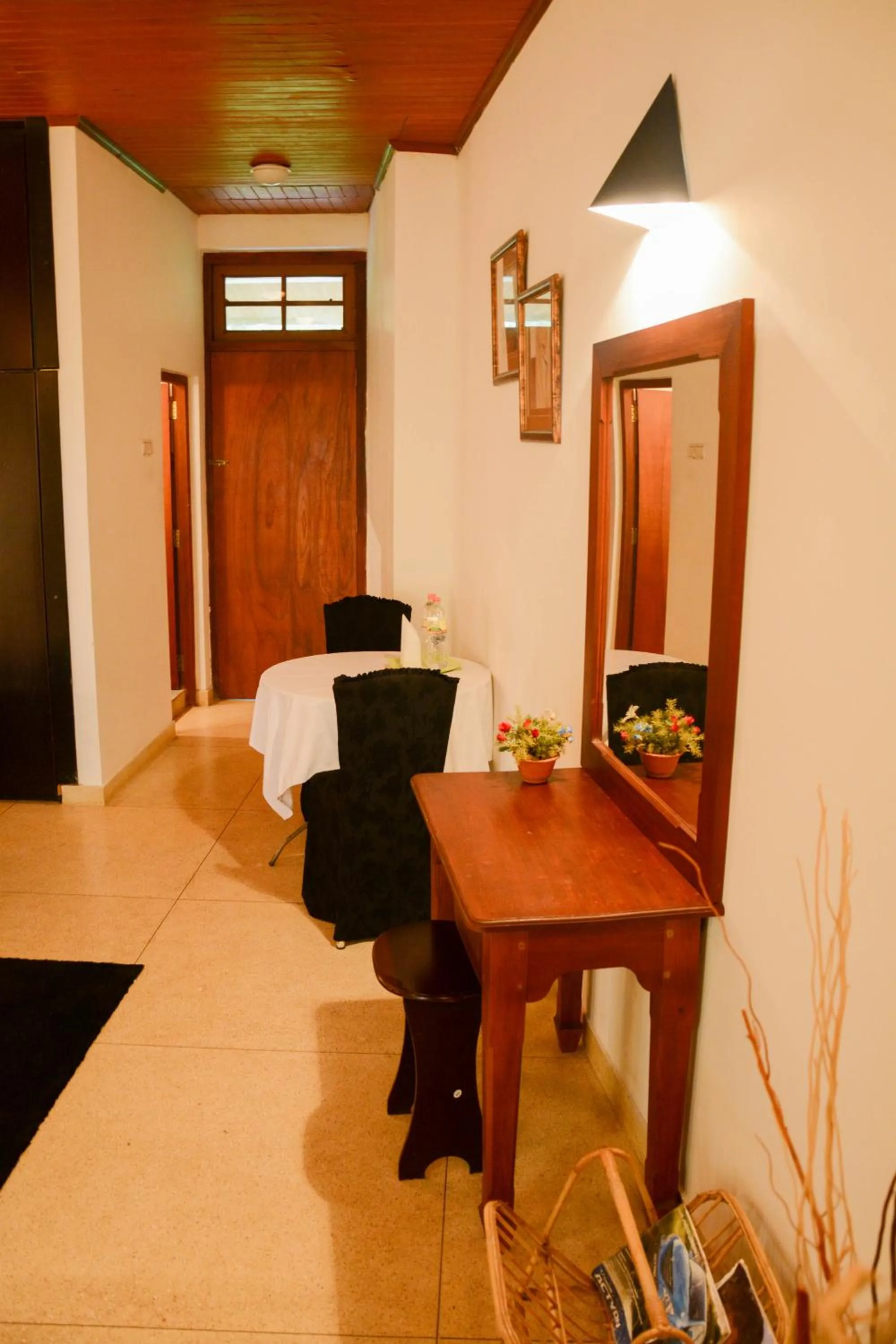 TV and multimedia in Hotel Spring View