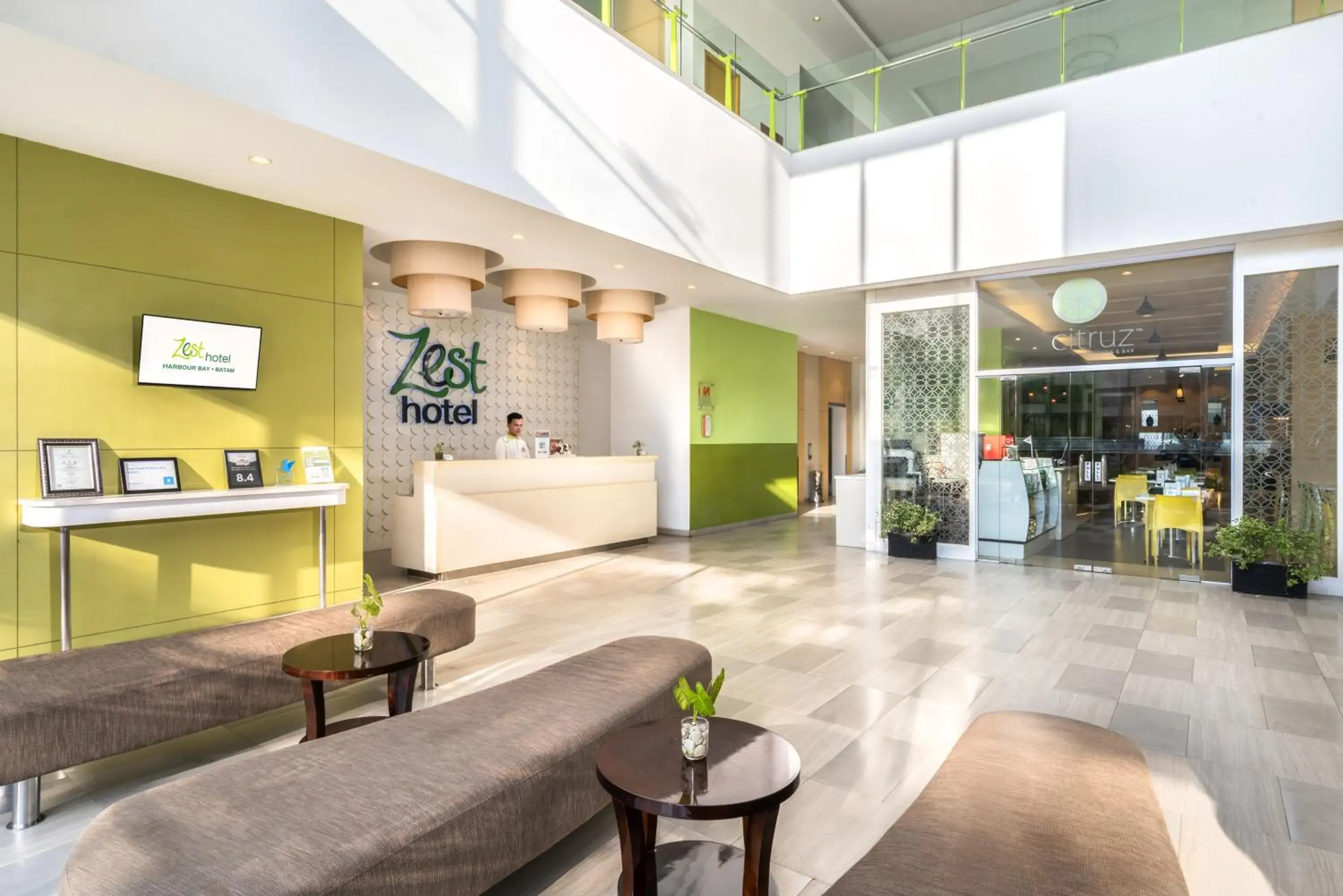 Lobby or reception in Zest Harbour Bay Batam by Swiss-Belhotel International Lobby or reception in Zest Harbour Bay Batam by Swiss-Belhotel International