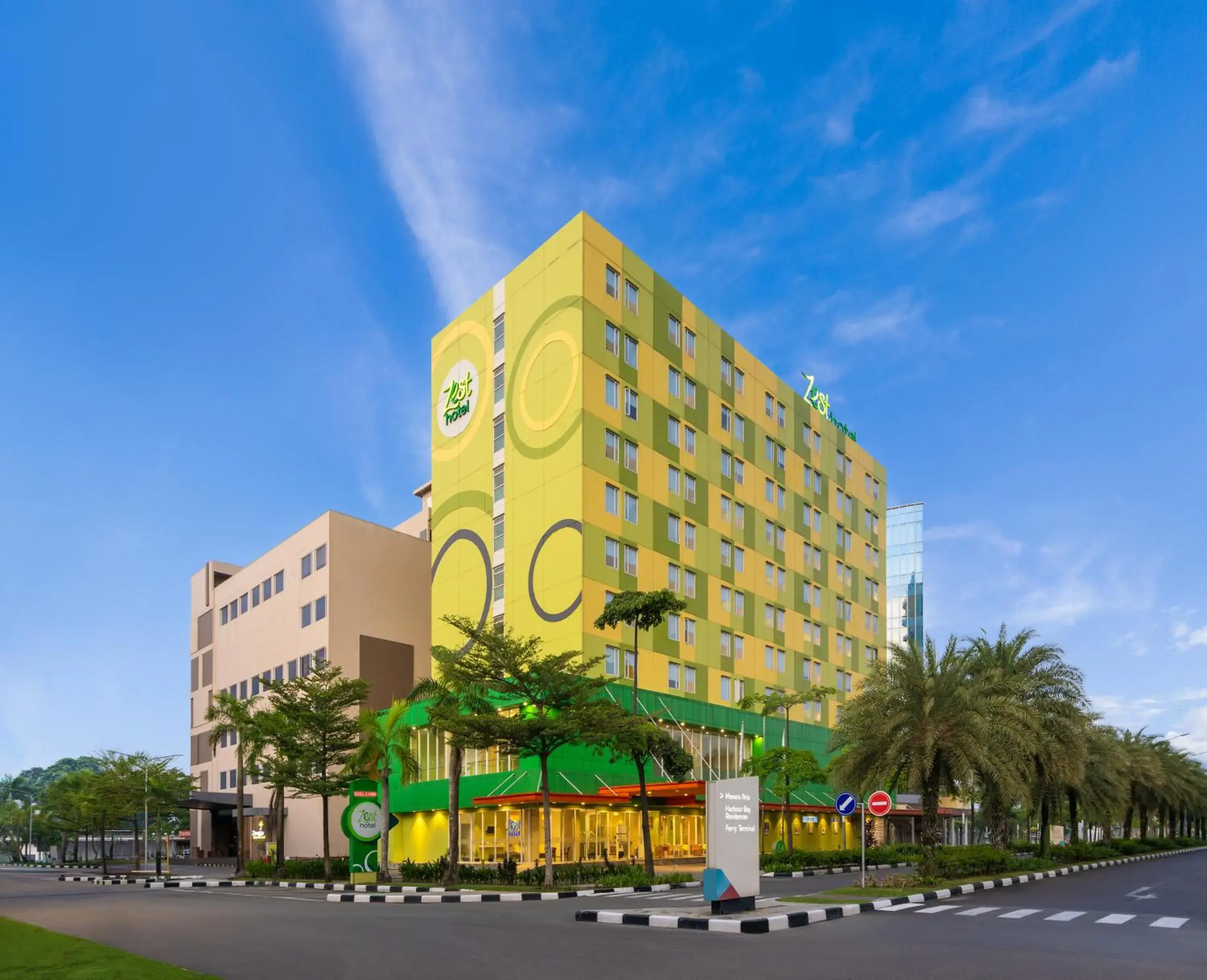 Property building in Zest Harbour Bay Batam by Swiss-Belhotel International Property building in Zest Harbour Bay Batam by Swiss-Belhotel International