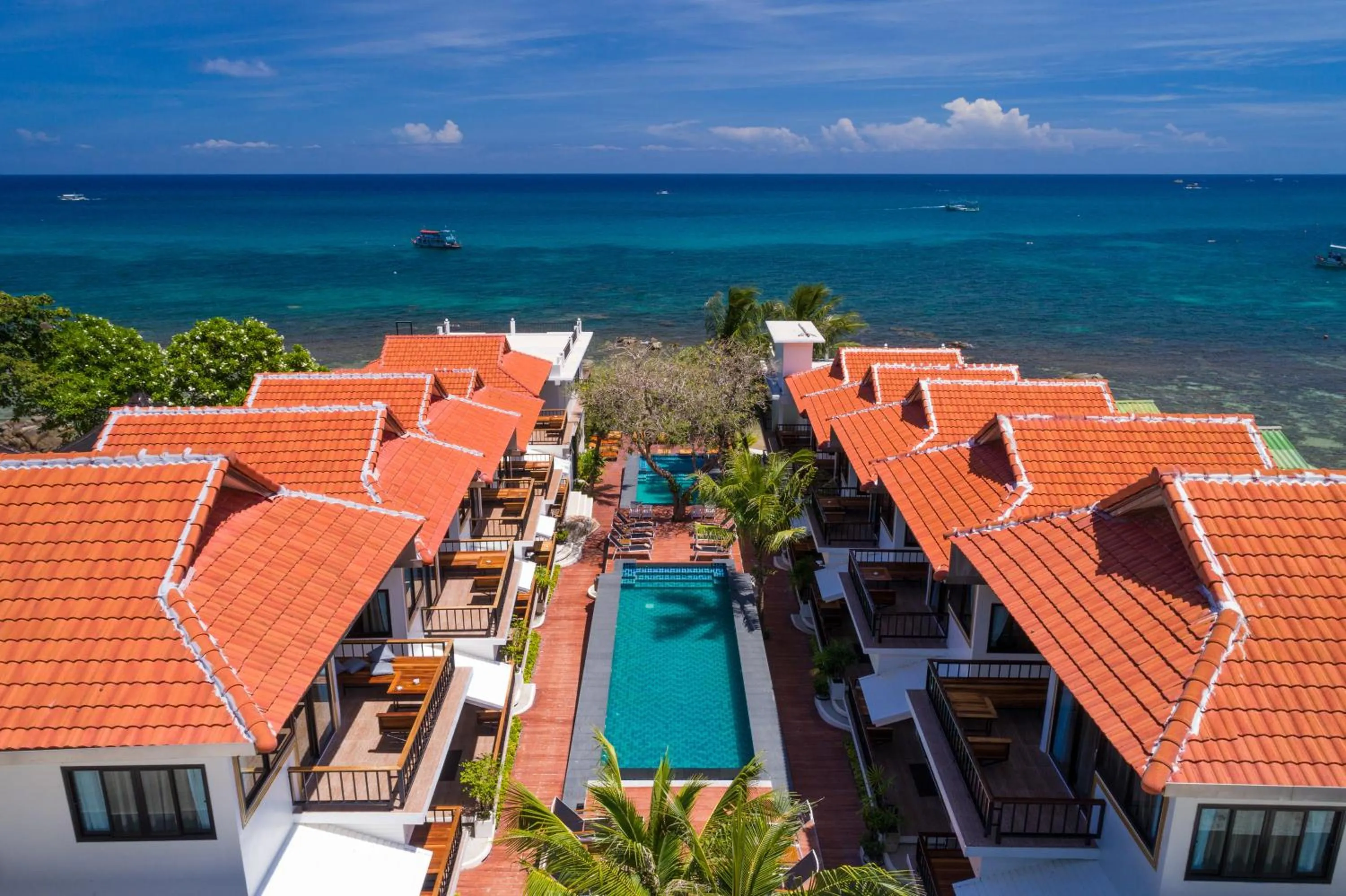 On site in Simple Life Cliff View Resort