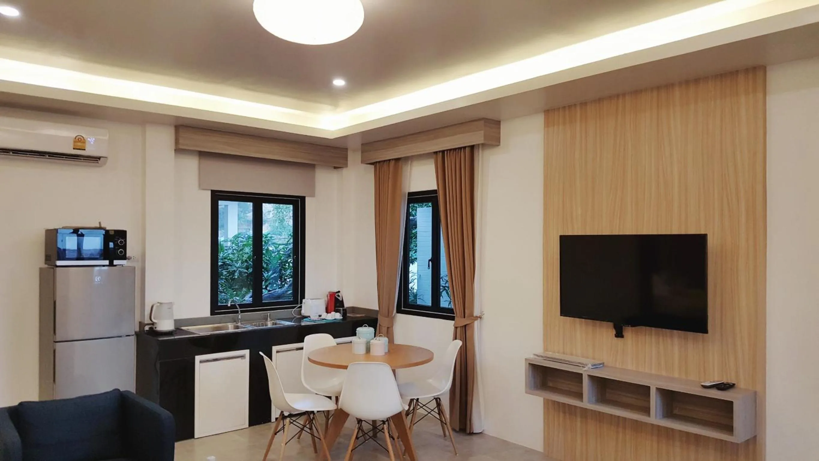 Living room in Simple Life Cliff View Resort