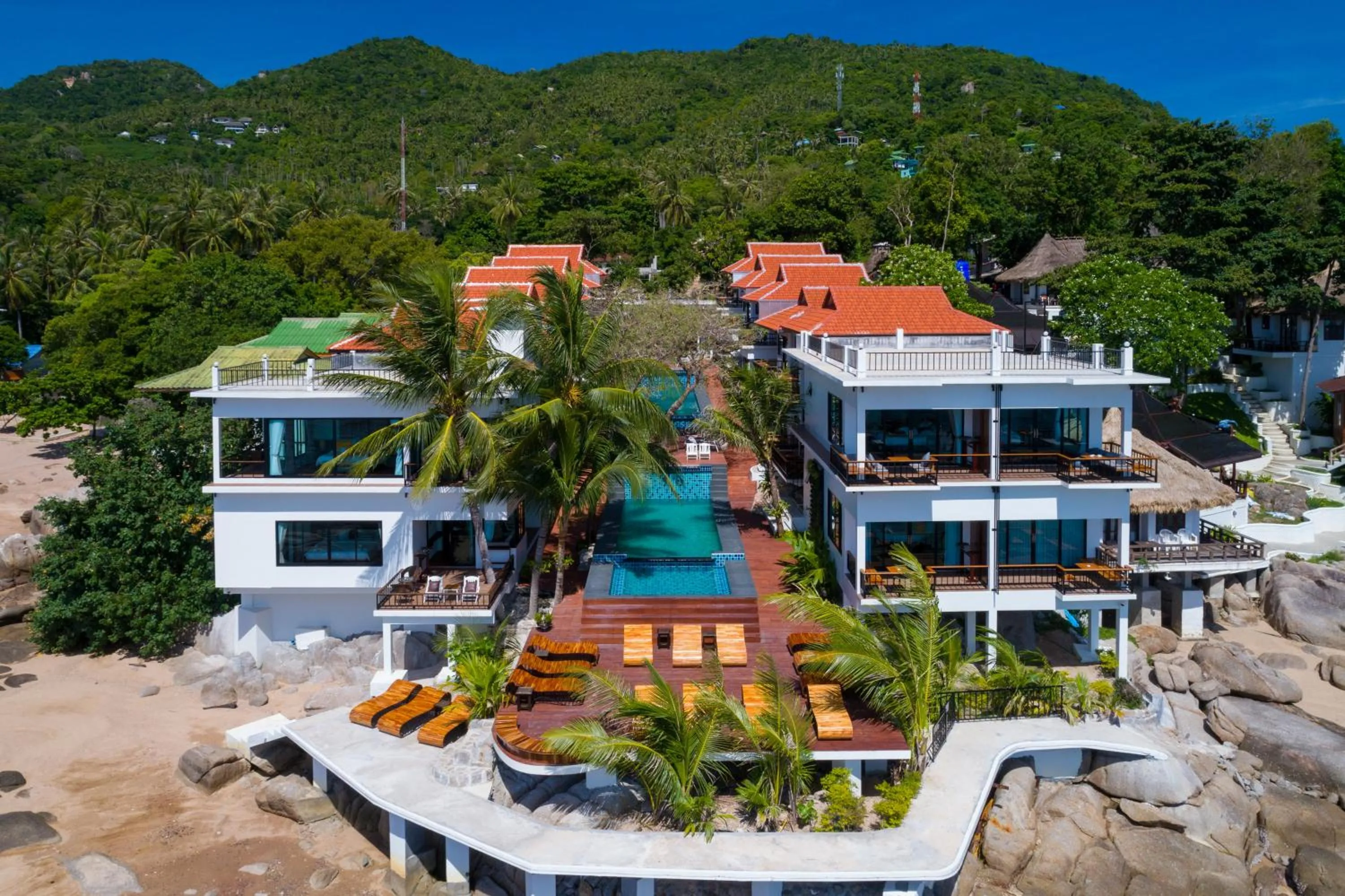 Bird's eye view in Simple Life Cliff View Resort