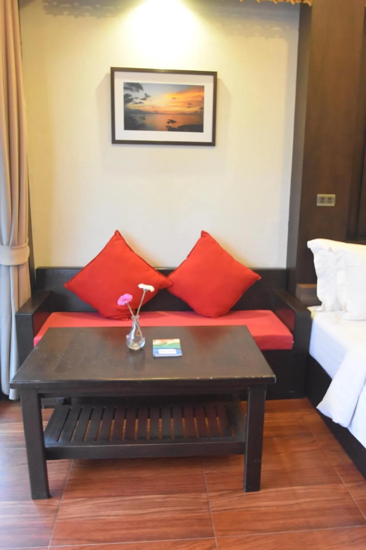 Seating area in Simple Life Cliff View Resort