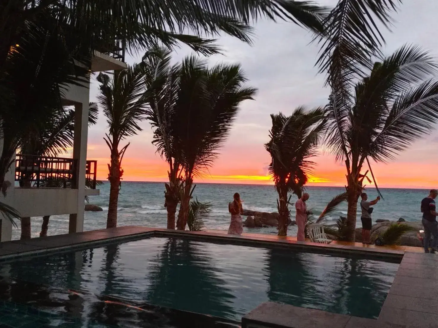 Sunset in Simple Life Cliff View Resort Sunset in Simple Life Cliff View Resort