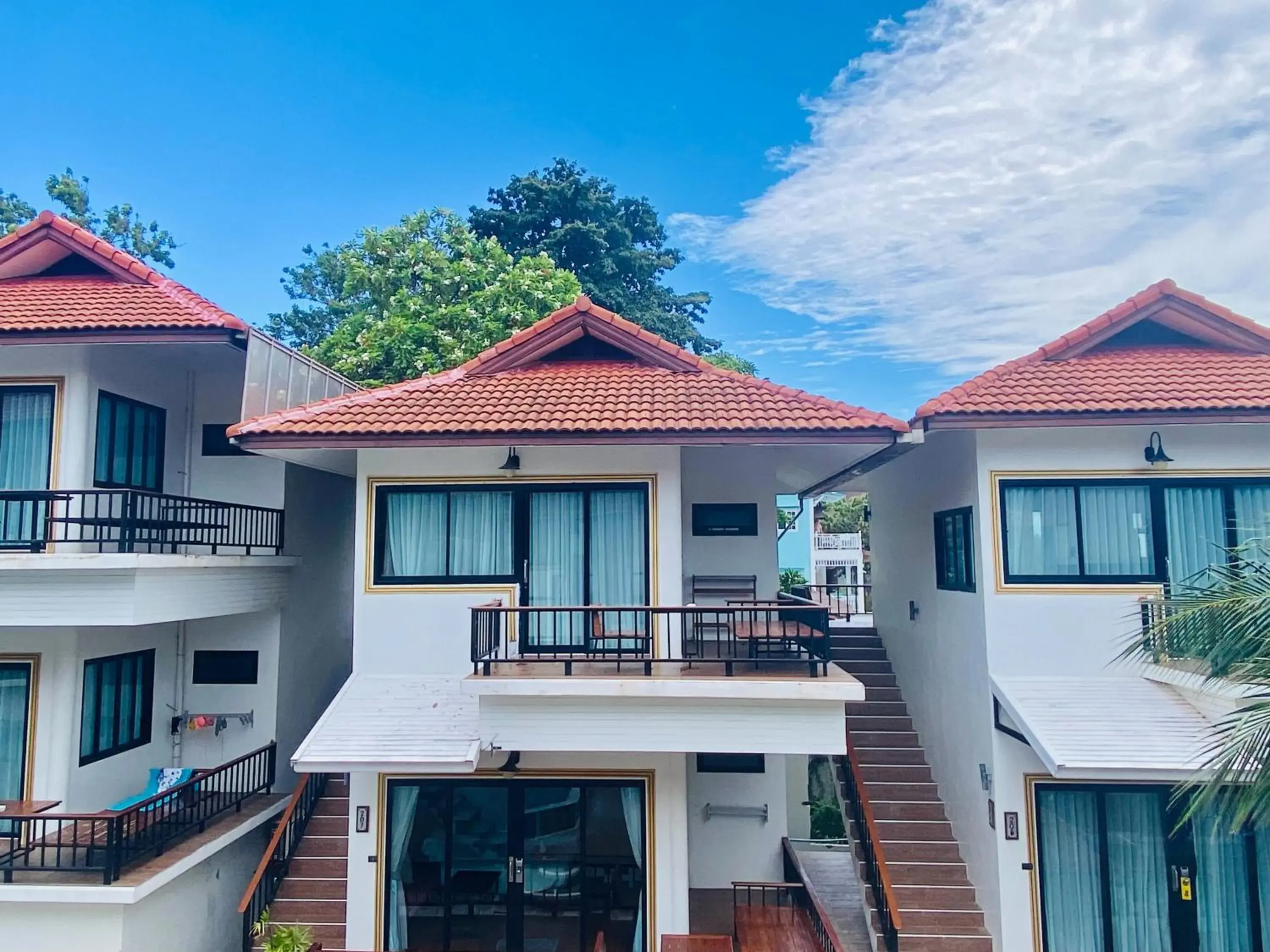 Property building in Simple Life Cliff View Resort Property building in Simple Life Cliff View Resort