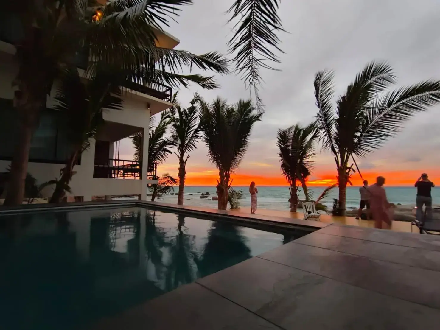 Sunset in Simple Life Cliff View Resort Sunset in Simple Life Cliff View Resort