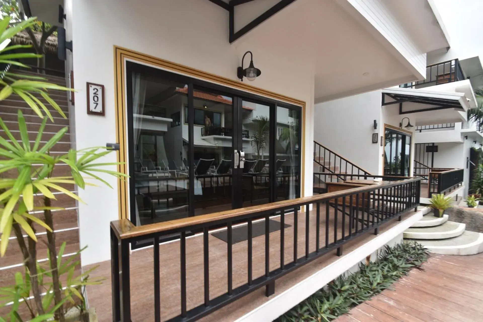 Facade/entrance in Simple Life Cliff View Resort Facade/entrance in Simple Life Cliff View Resort