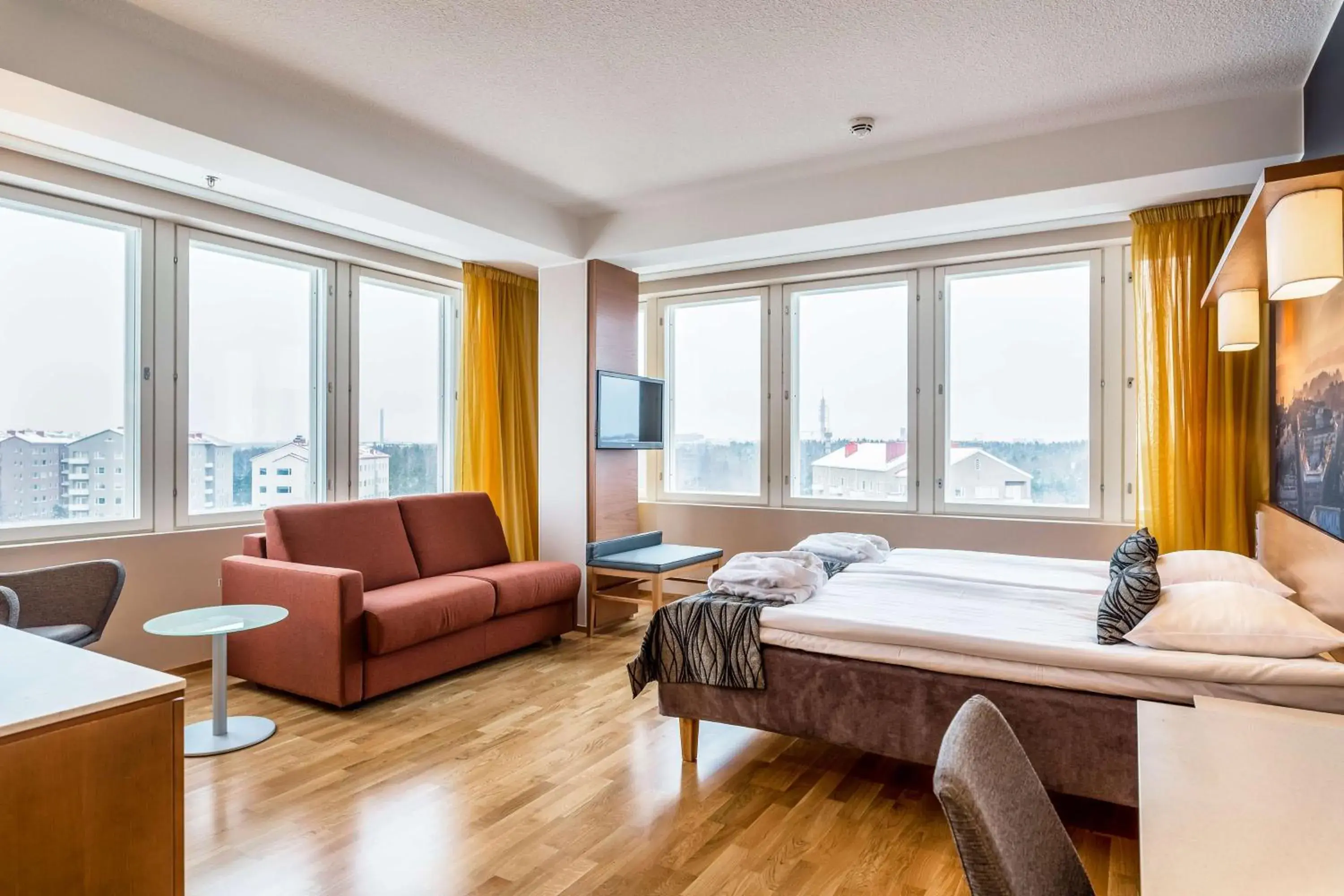 Bedroom, Bed in Scandic Meilahti Bedroom, Bed in Scandic Meilahti