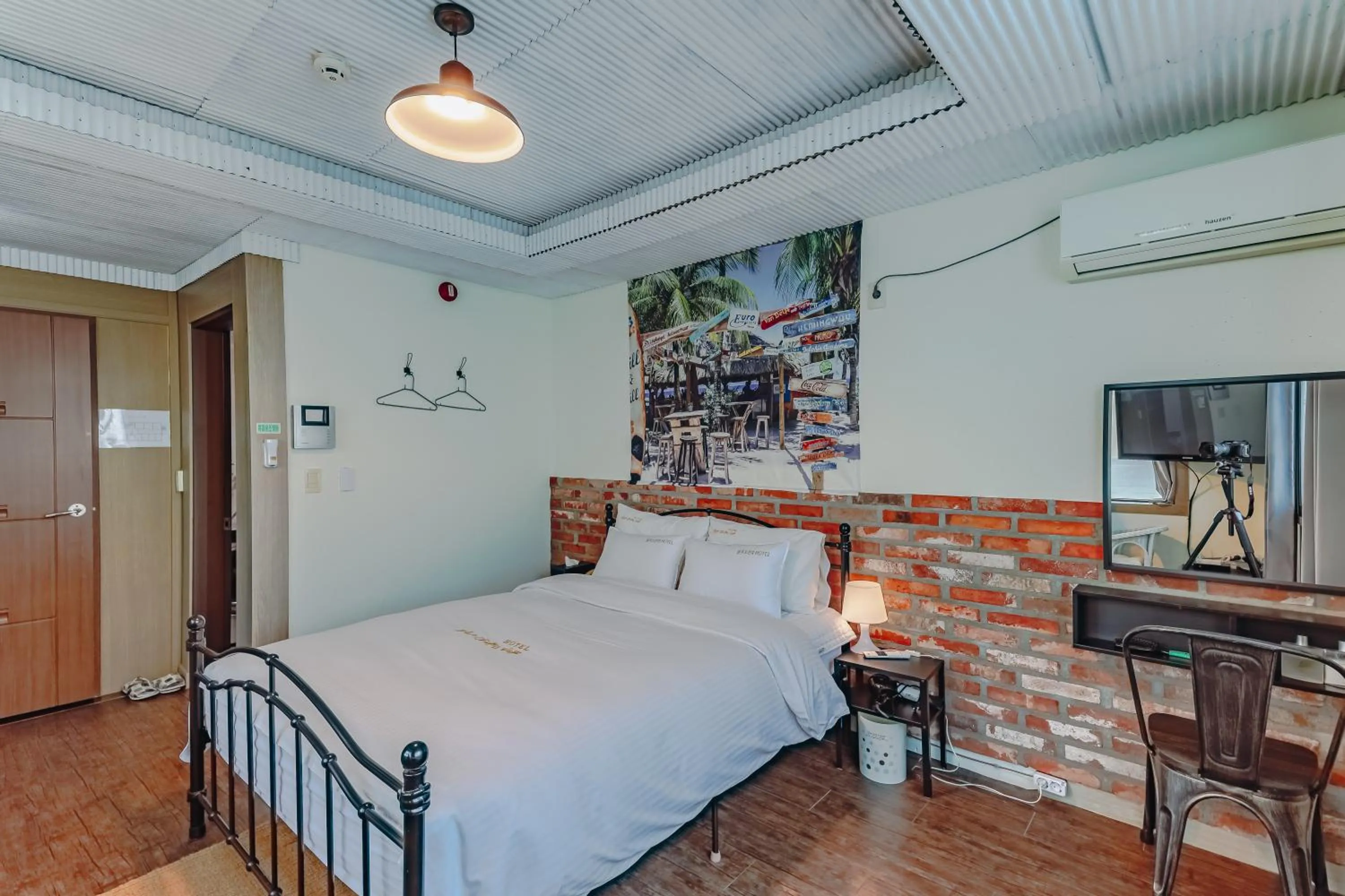 Bed in Residence Hotel Blue Ocean View