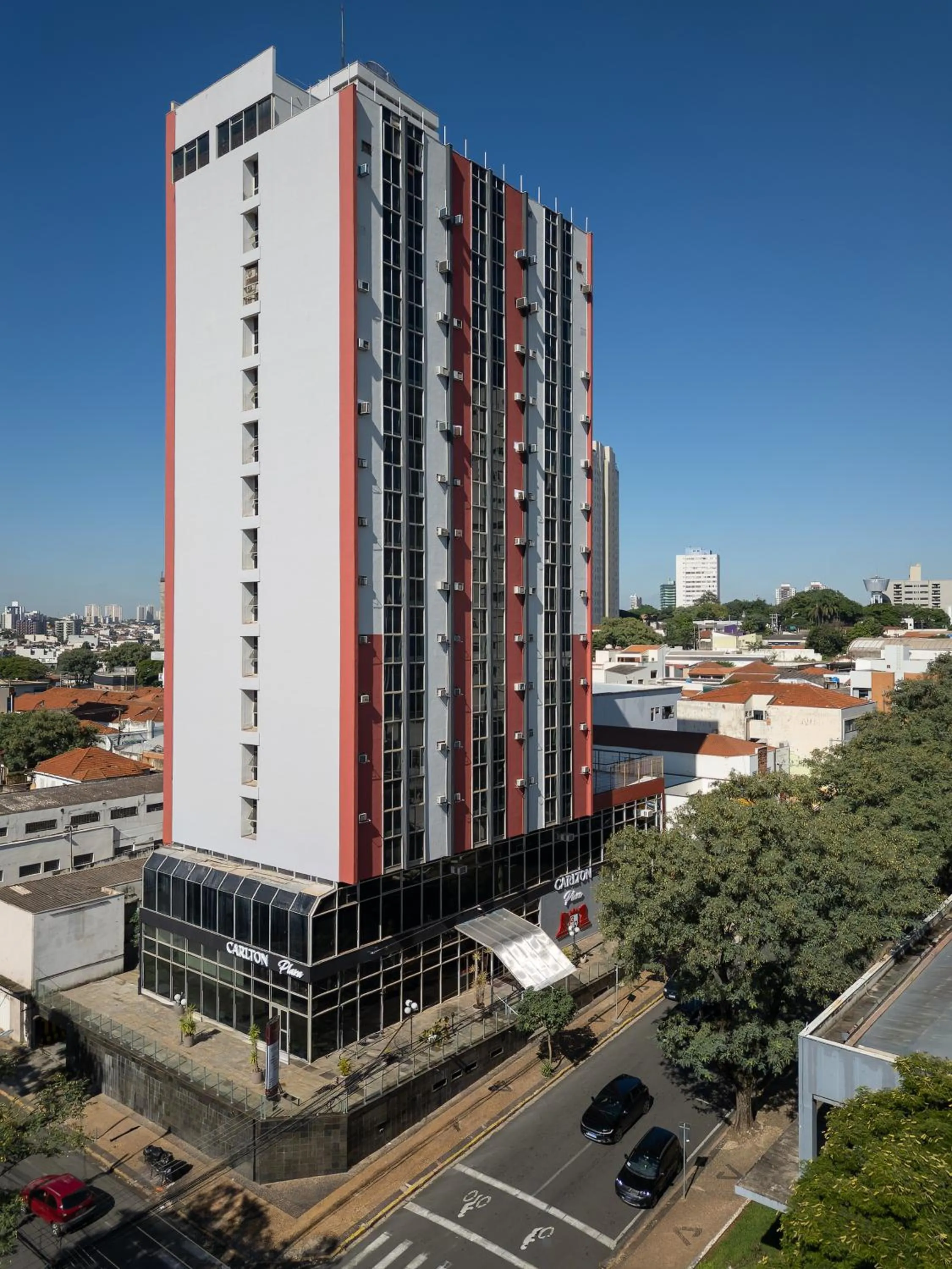 Carlton Plaza Americana