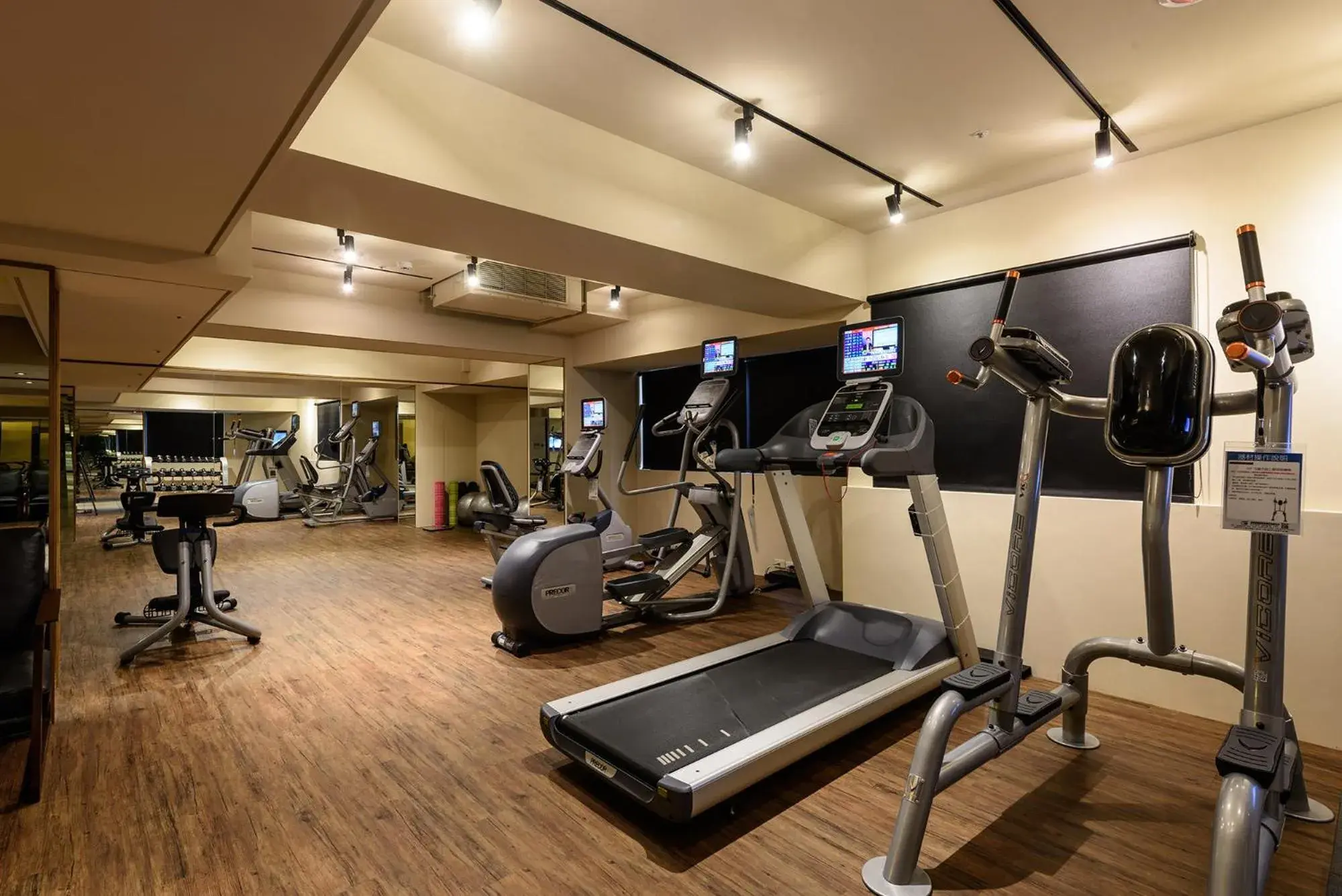 Fitness centre/facilities in Inhouse Hotel Taichung Fitness centre/facilities in Inhouse Hotel Taichung