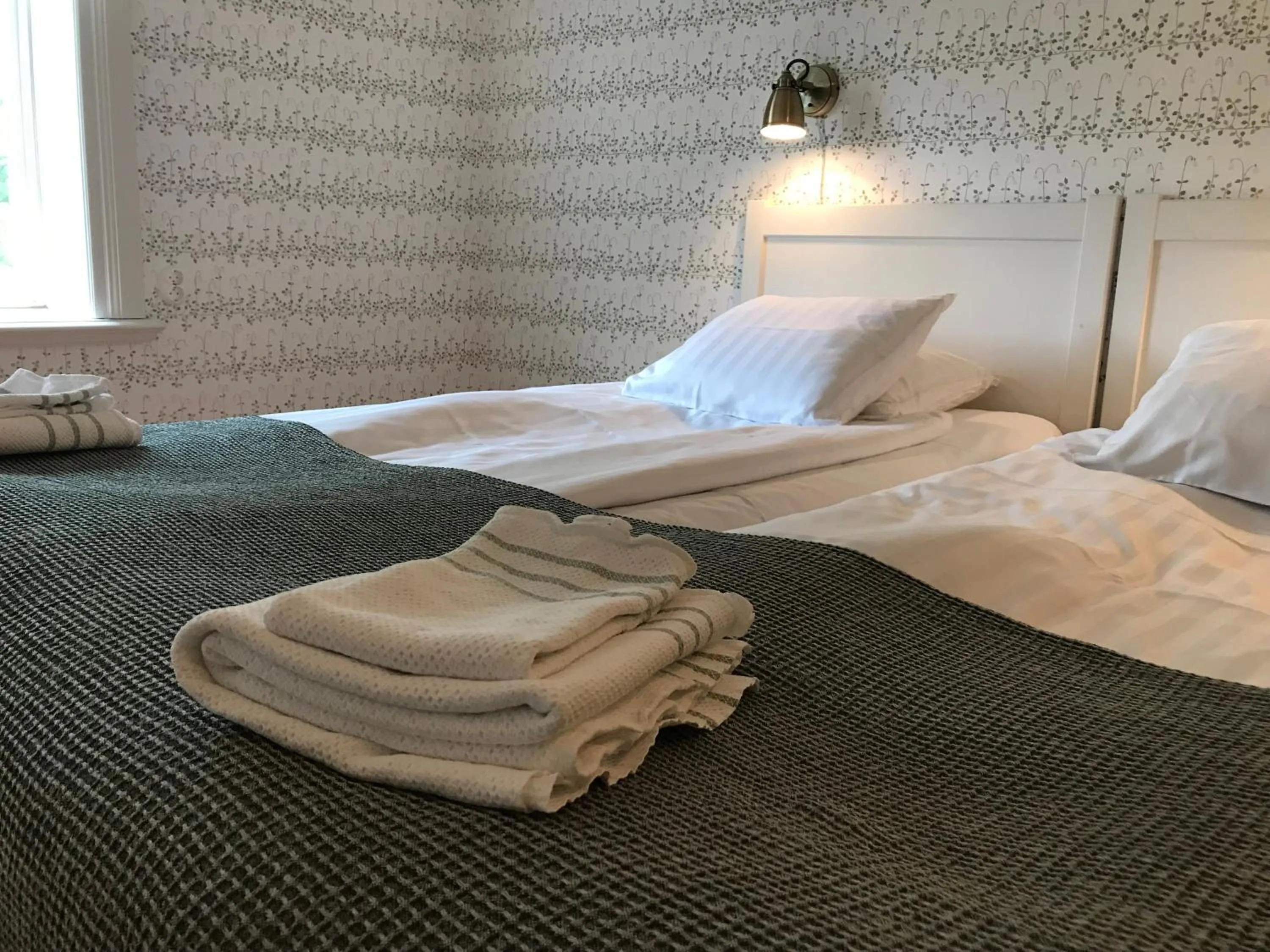 Property building, Bed in Hälsingegården Erik-Anders