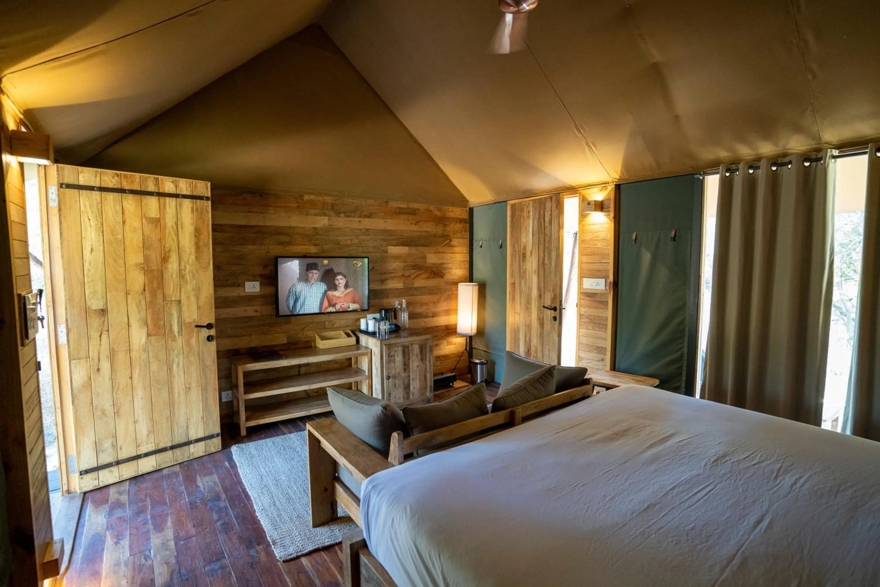 Photo of the whole room, Bed in Trees N Tigers Luxury Wildlife Lodge