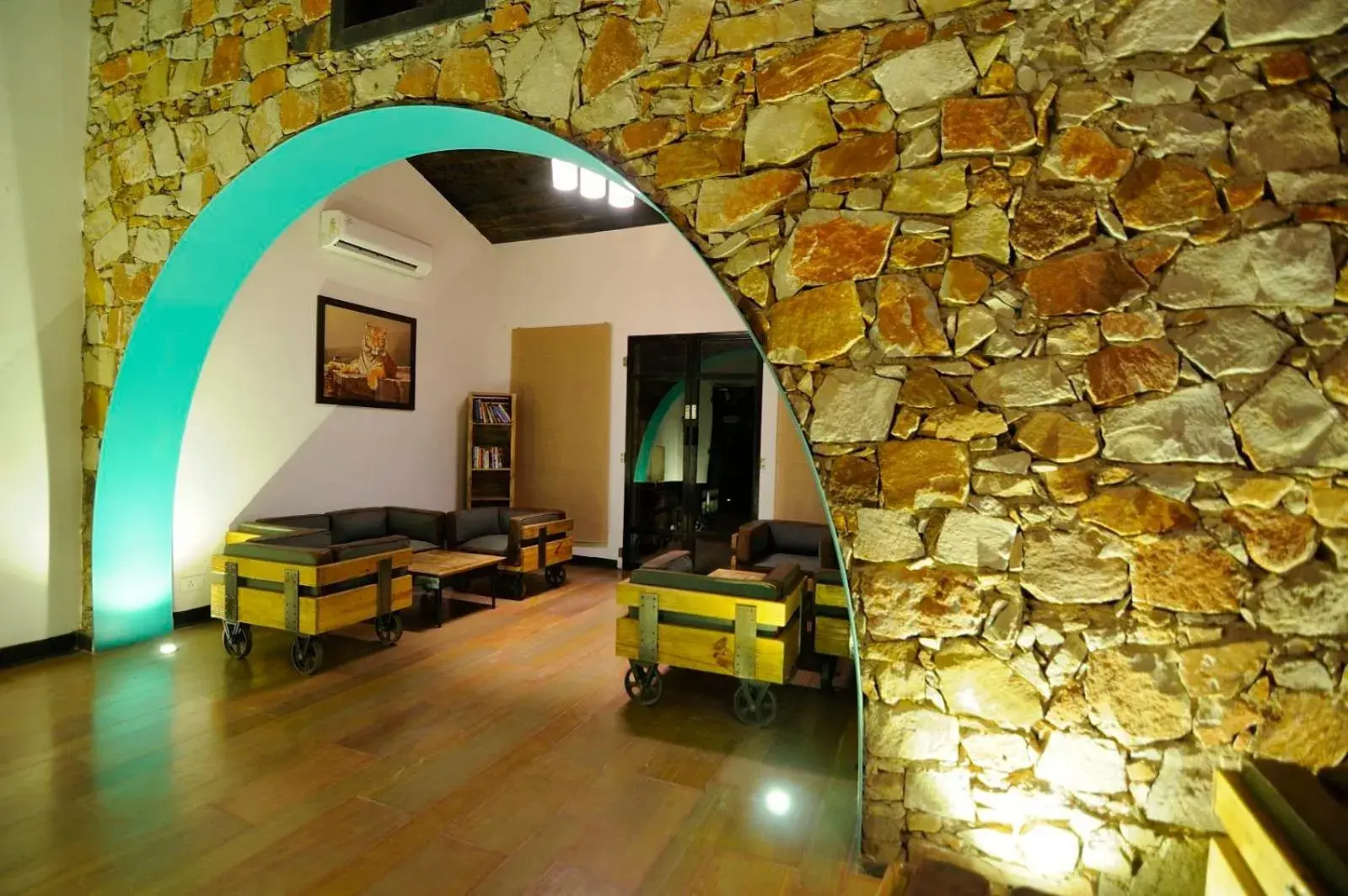 Lounge or bar in Trees N Tigers Luxury Wildlife Lodge Lounge or bar in Trees N Tigers Luxury Wildlife Lodge