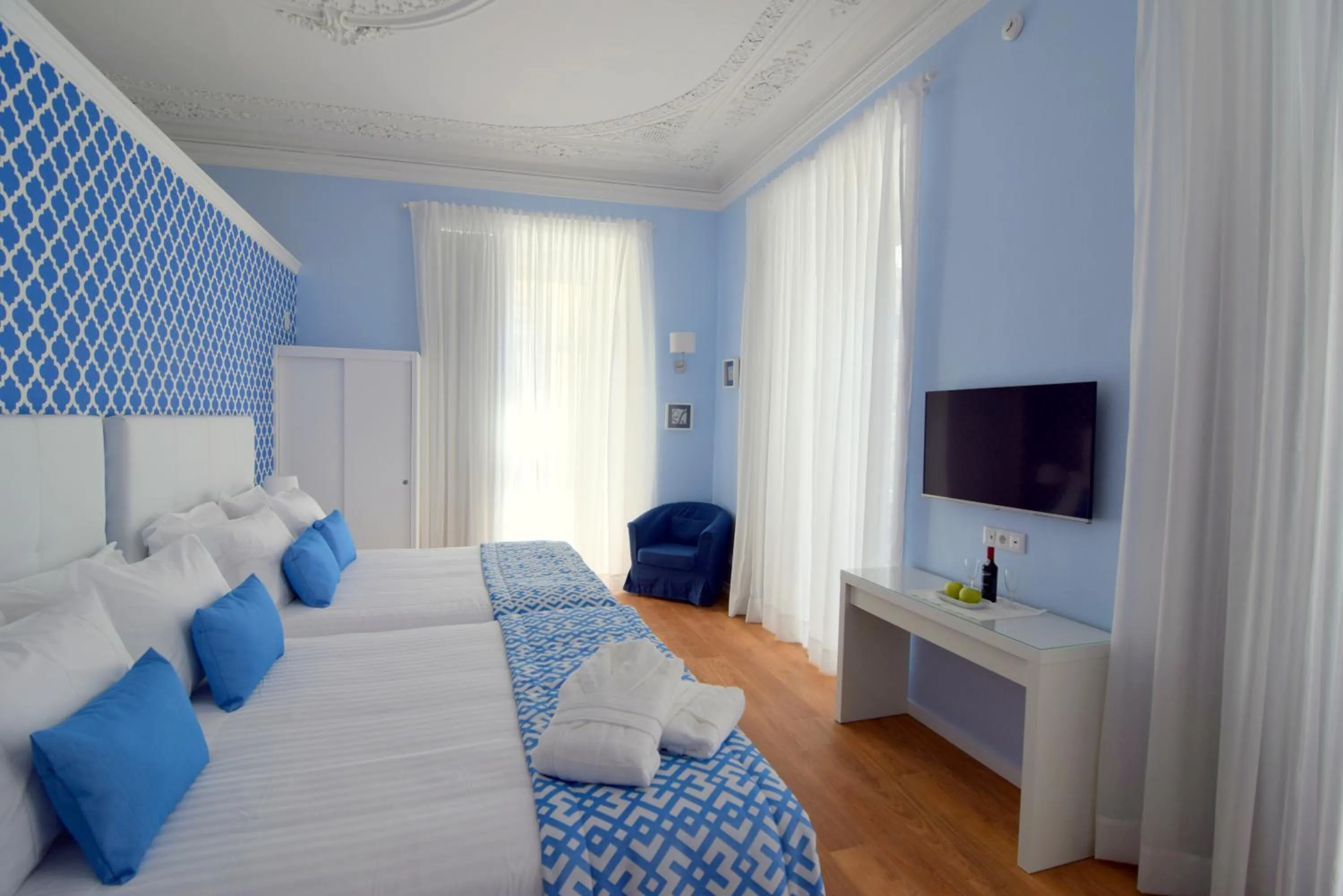 Decorative detail, Bed in Dream Chiado Apartments