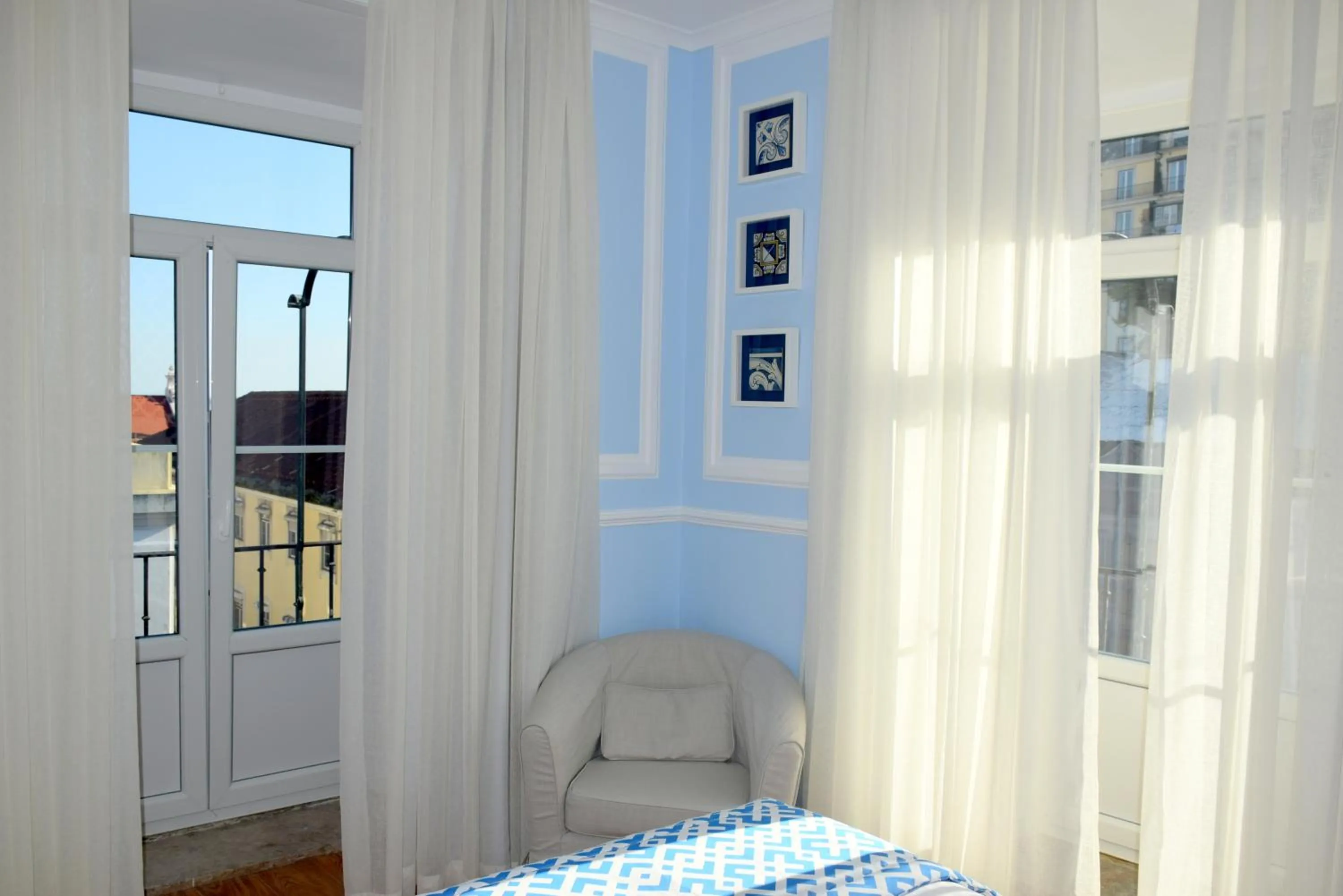 Decorative detail, Bed in Dream Chiado Apartments