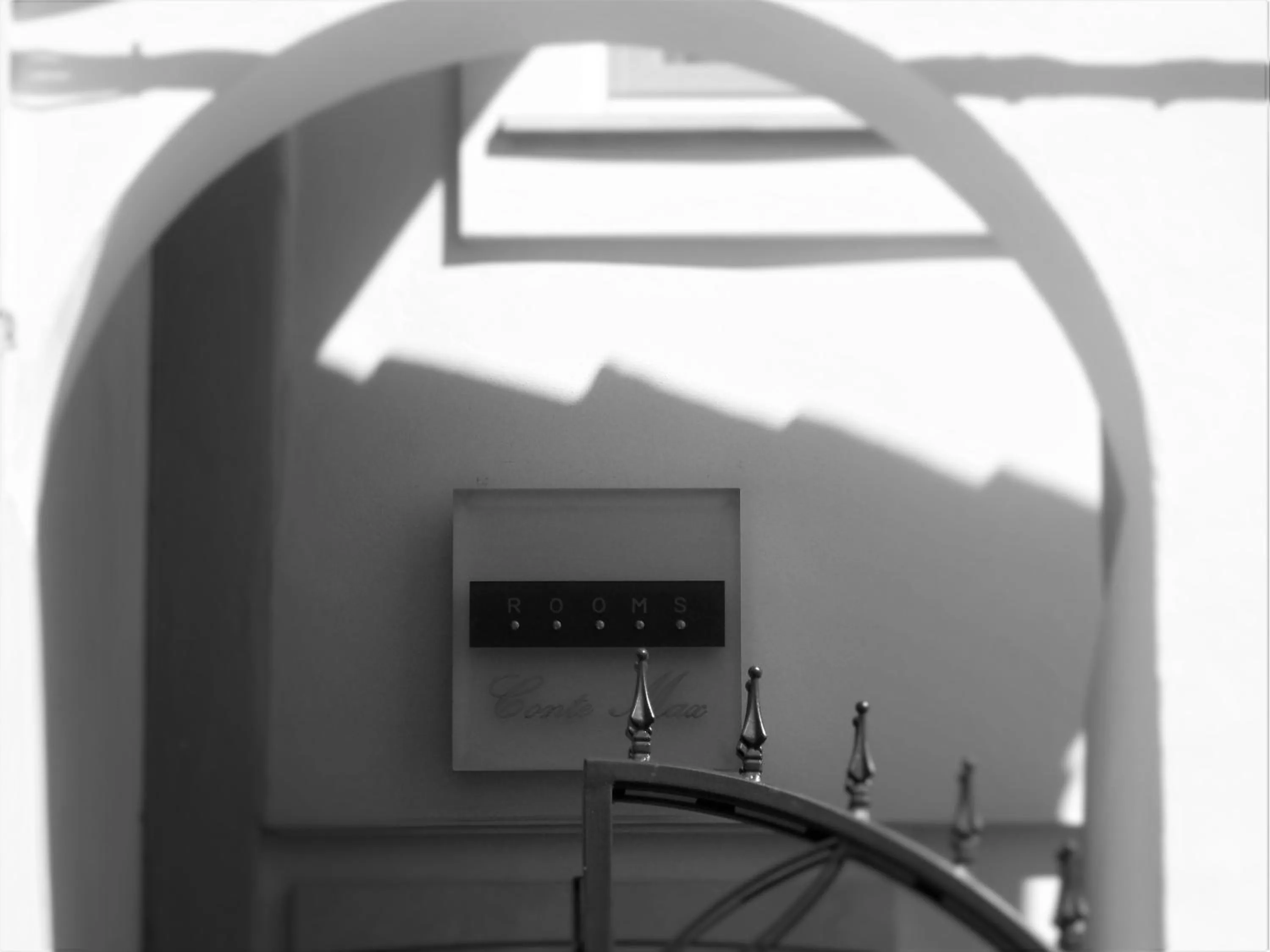 Facade/entrance in Conte Max Rooms