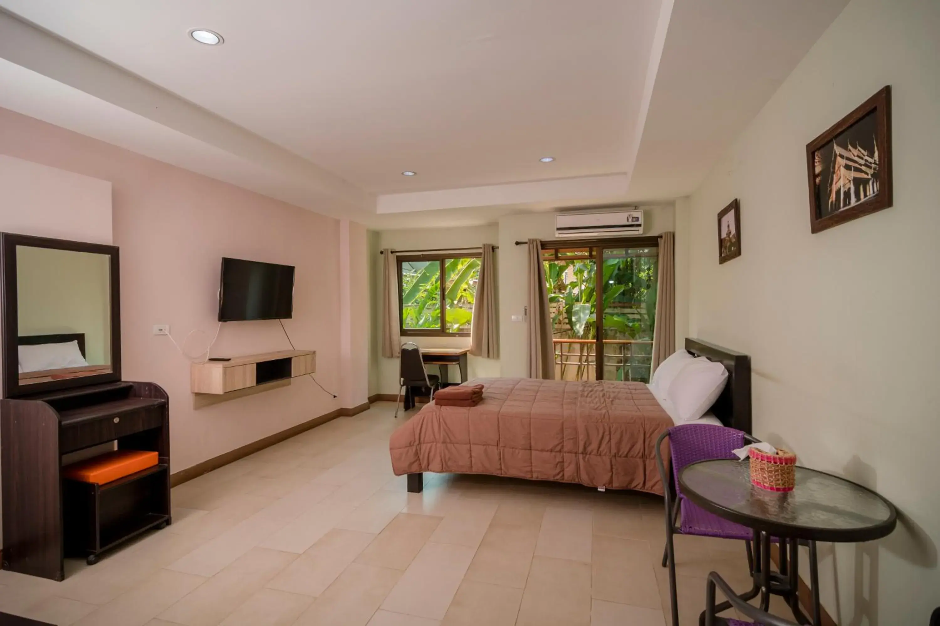 Bed in Banlanna Hotel Lampang Bed in Banlanna Hotel Lampang