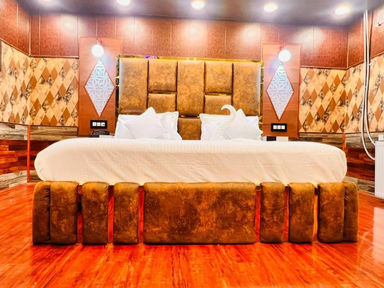 Bed in Pine View Resort