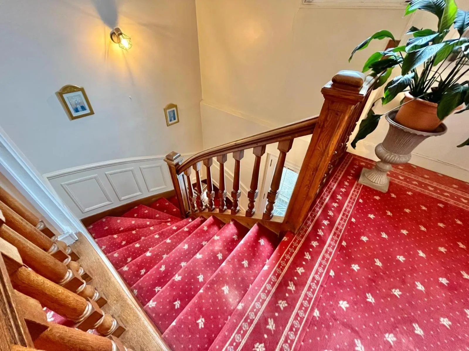 Property building in Logis Hôtel Le Rivage