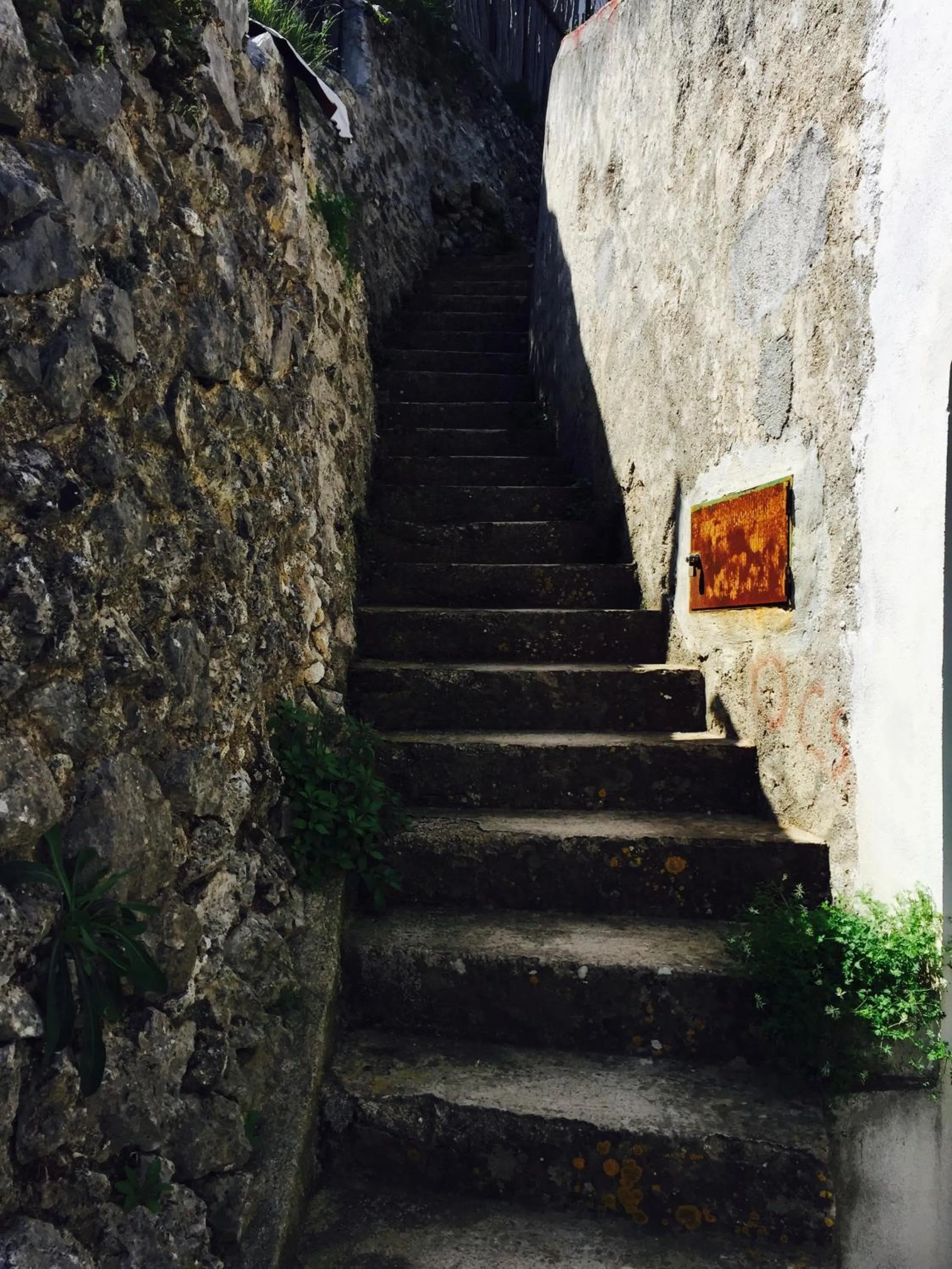 Facade/entrance in Casa Rossa
