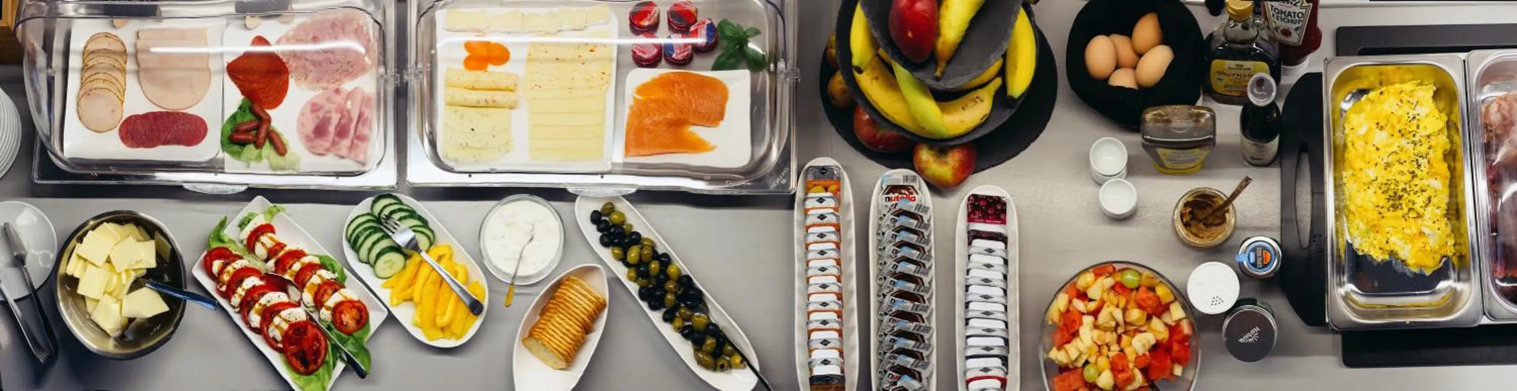 Buffet breakfast in Aparthotel Pumpengasse