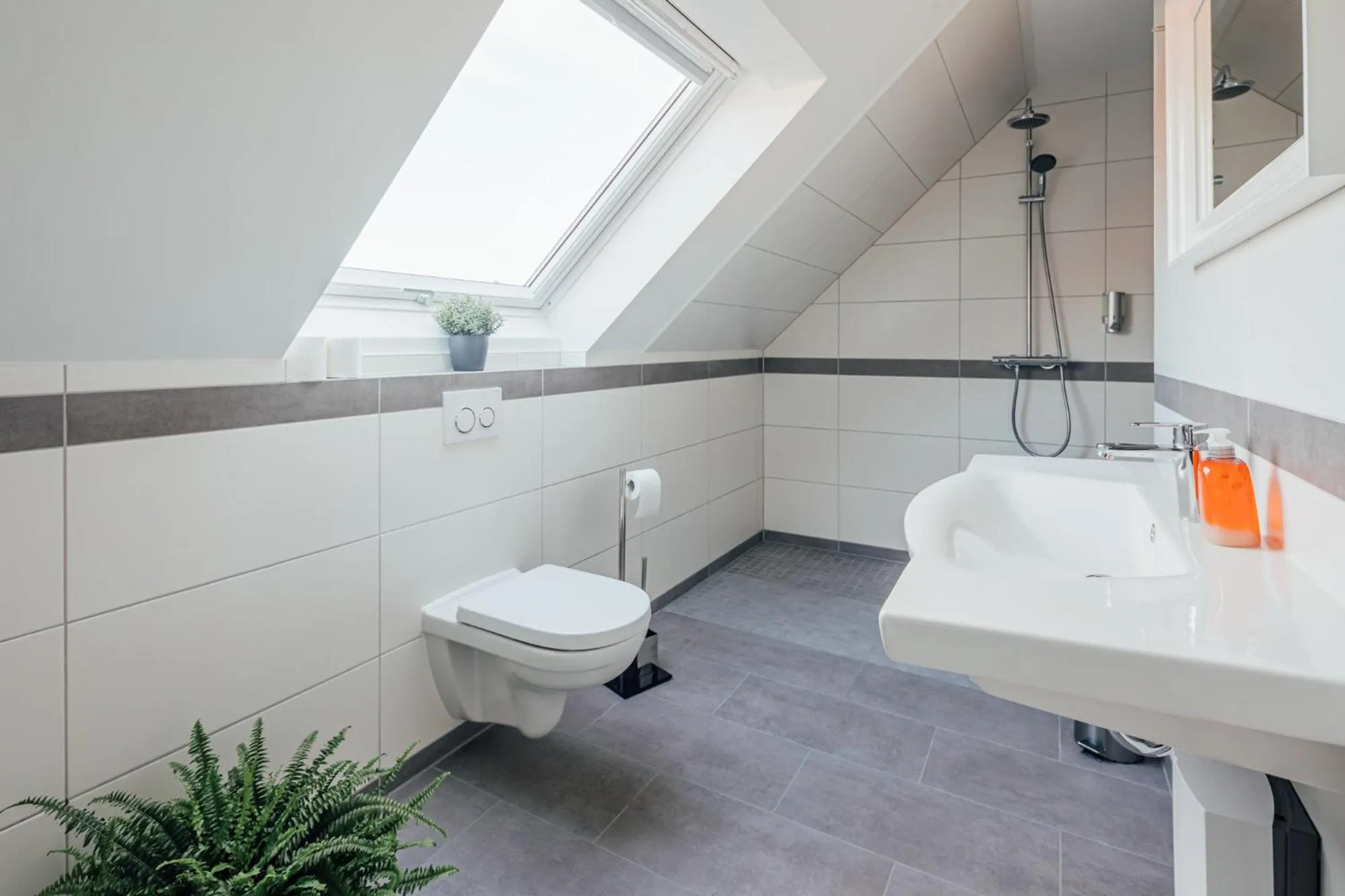 Shower in Aparthotel Pumpengasse