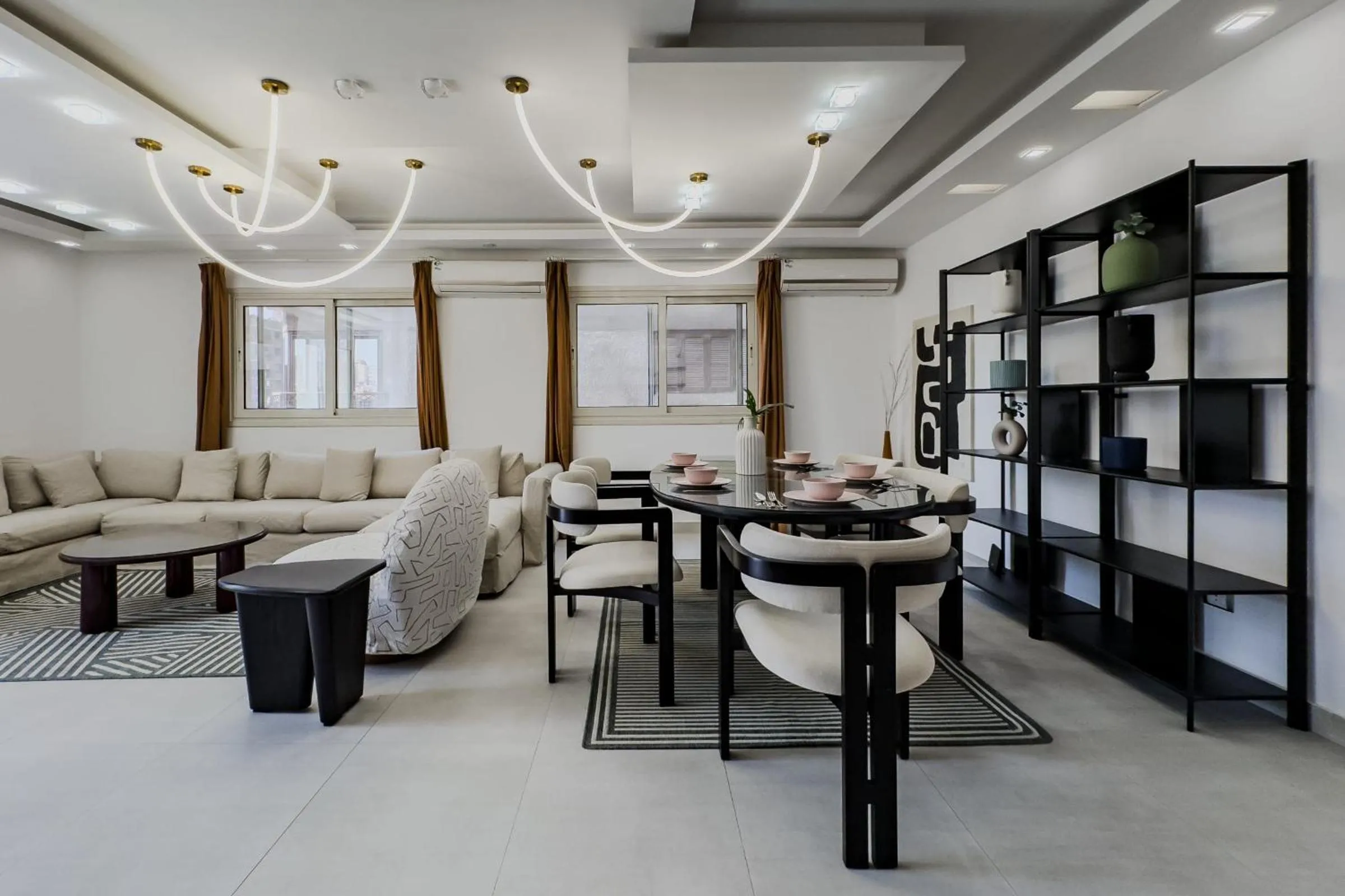 The 3BDR Avant-garde Residence 5 min to Airport