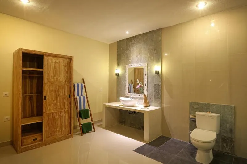 Bathroom in Asri Sari Ubud Resort