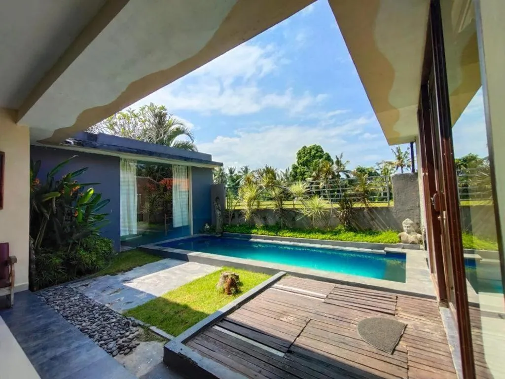 Swimming pool in Asri Sari Ubud Resort