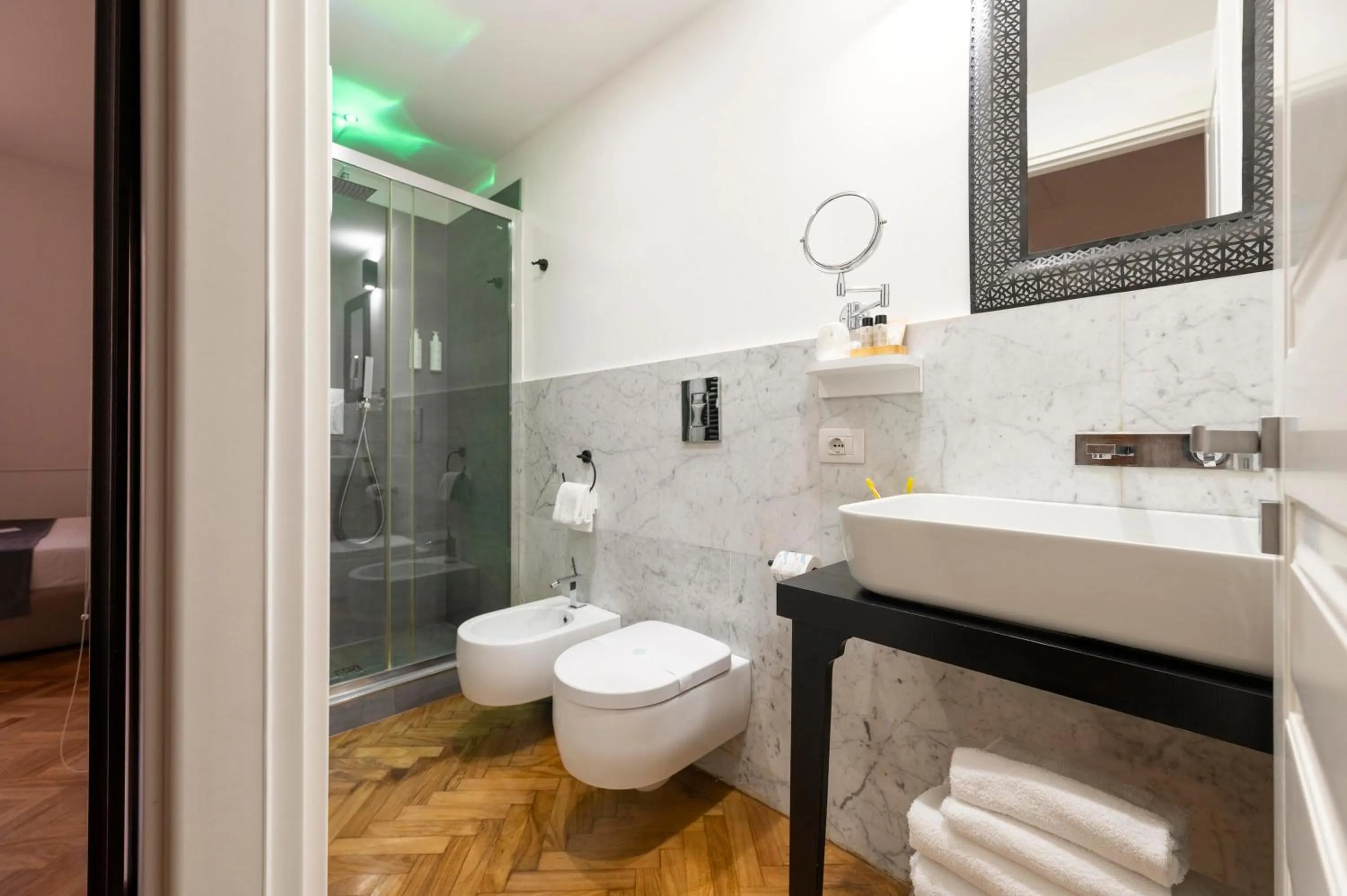 Bathroom in Vanity Navona