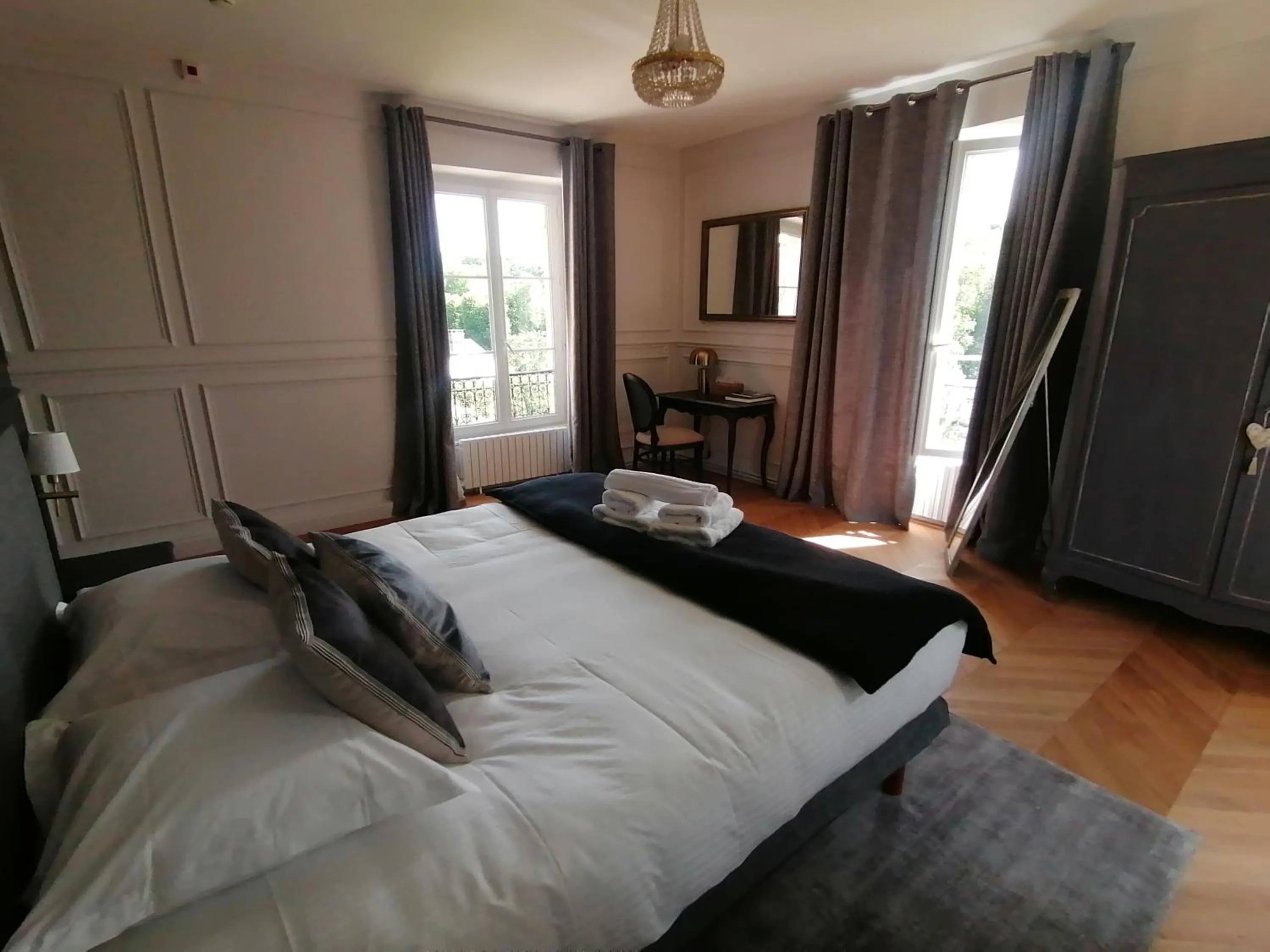 Bedroom, Bed in Château De La Bûcherie