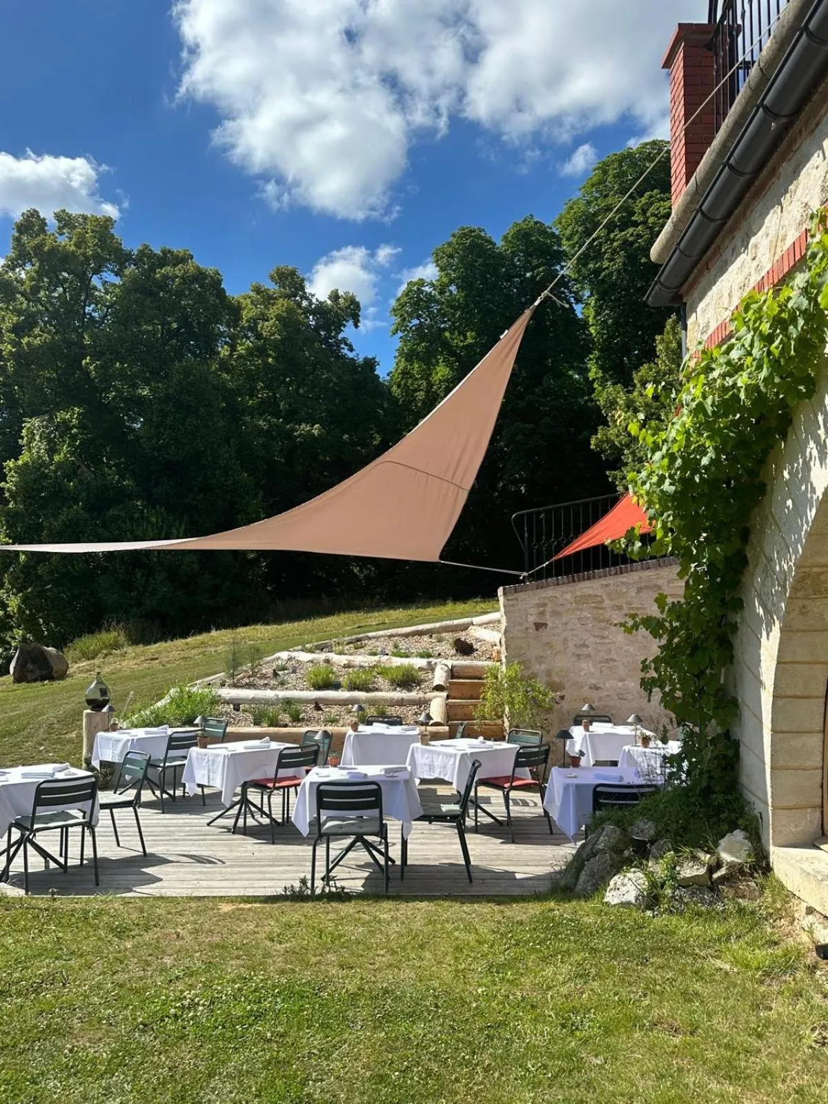 Patio in Château De La Bûcherie