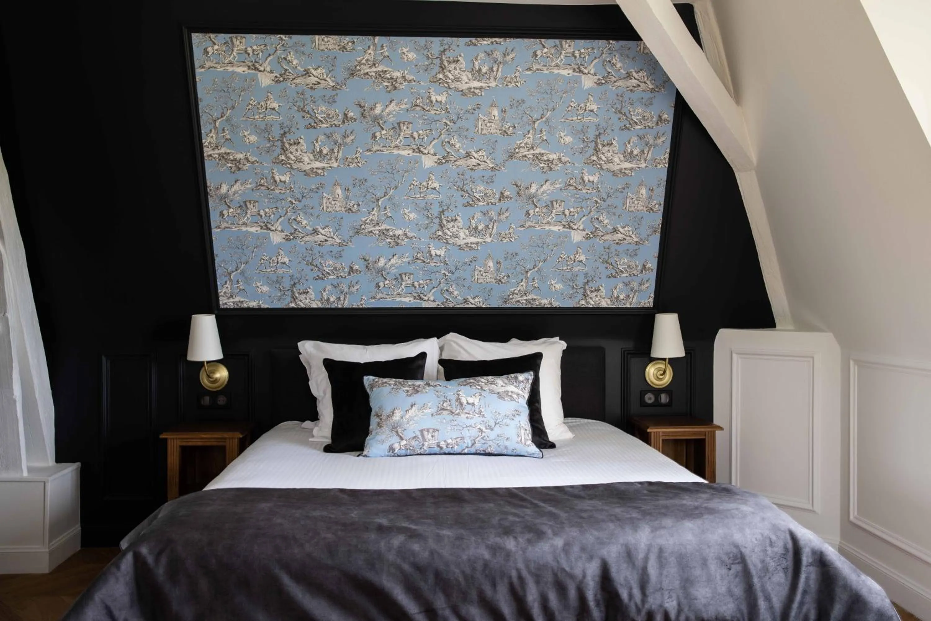 Bed in Château De La Bûcherie