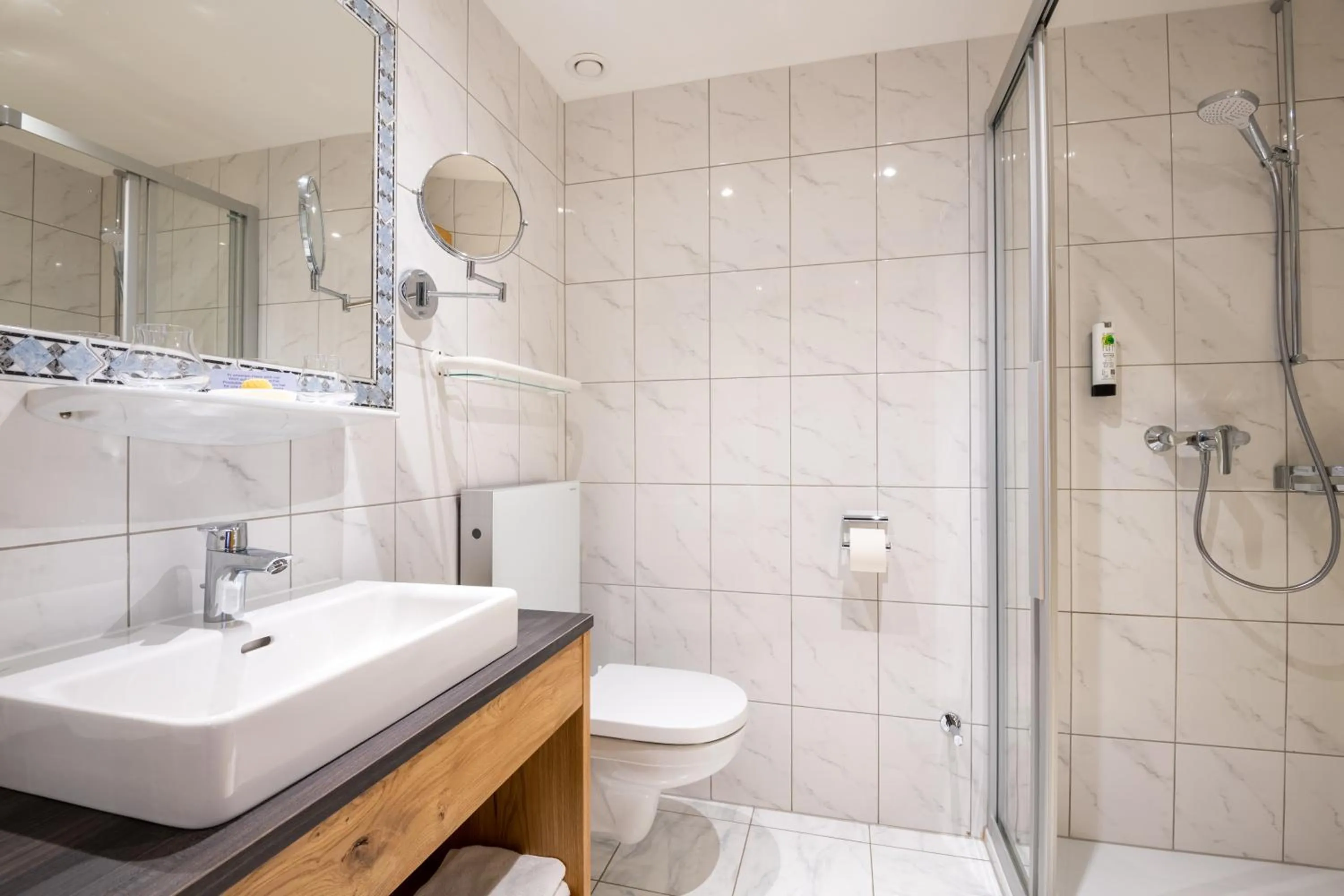 Bathroom in Gasthof Burkert