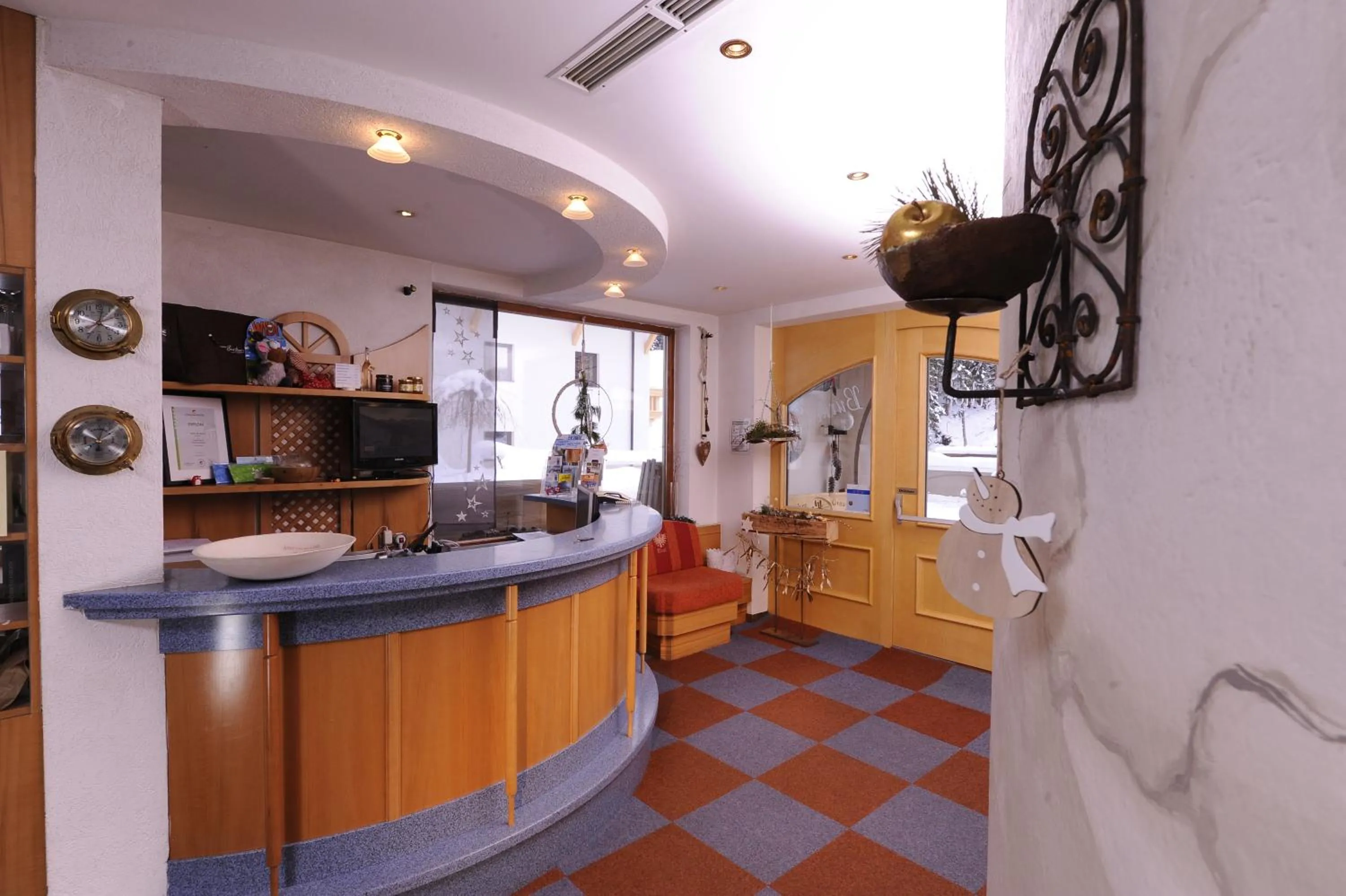 Lobby or reception in Gasthof Burkert