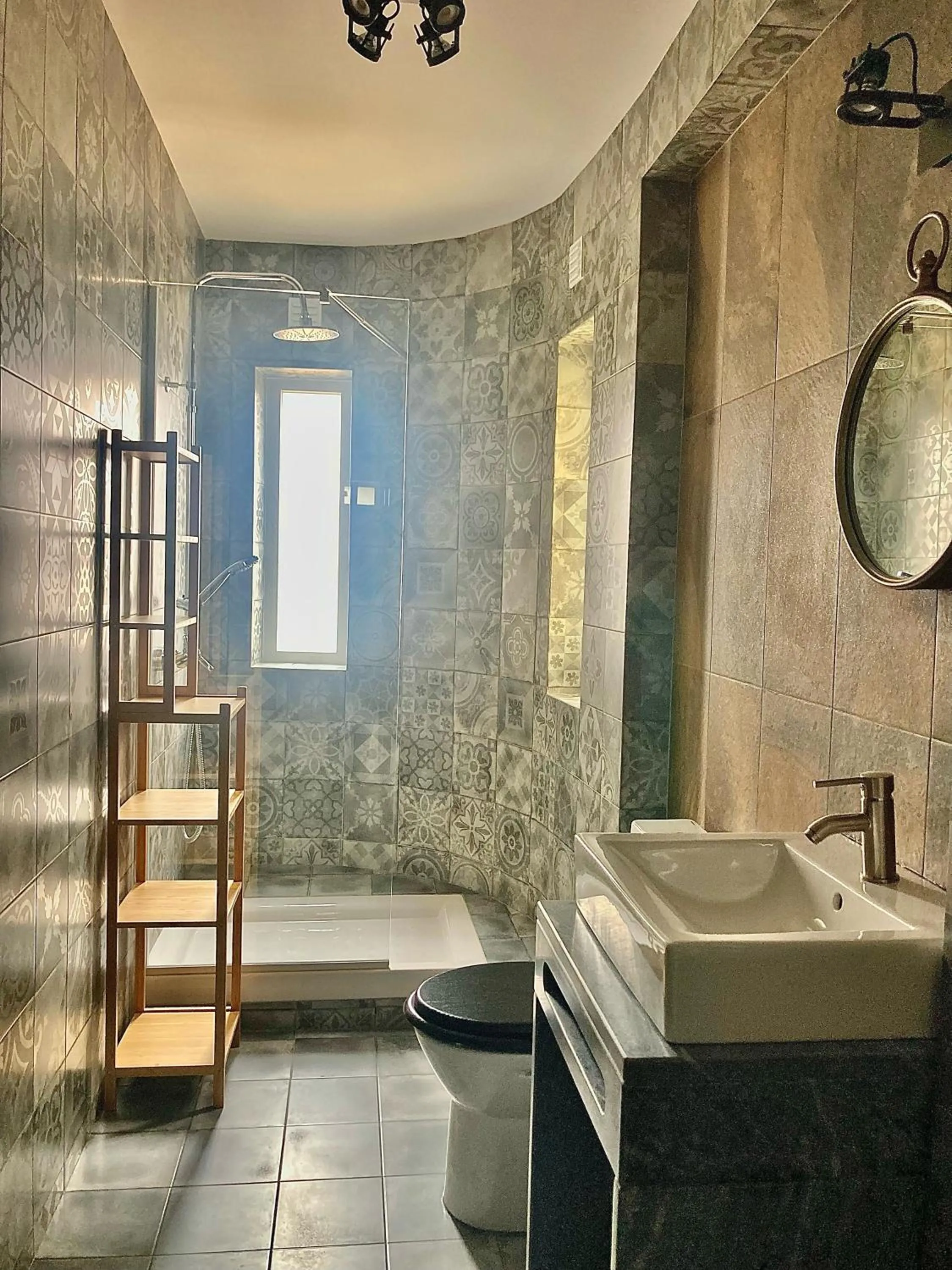 Bathroom in The Globetrotter's Inn