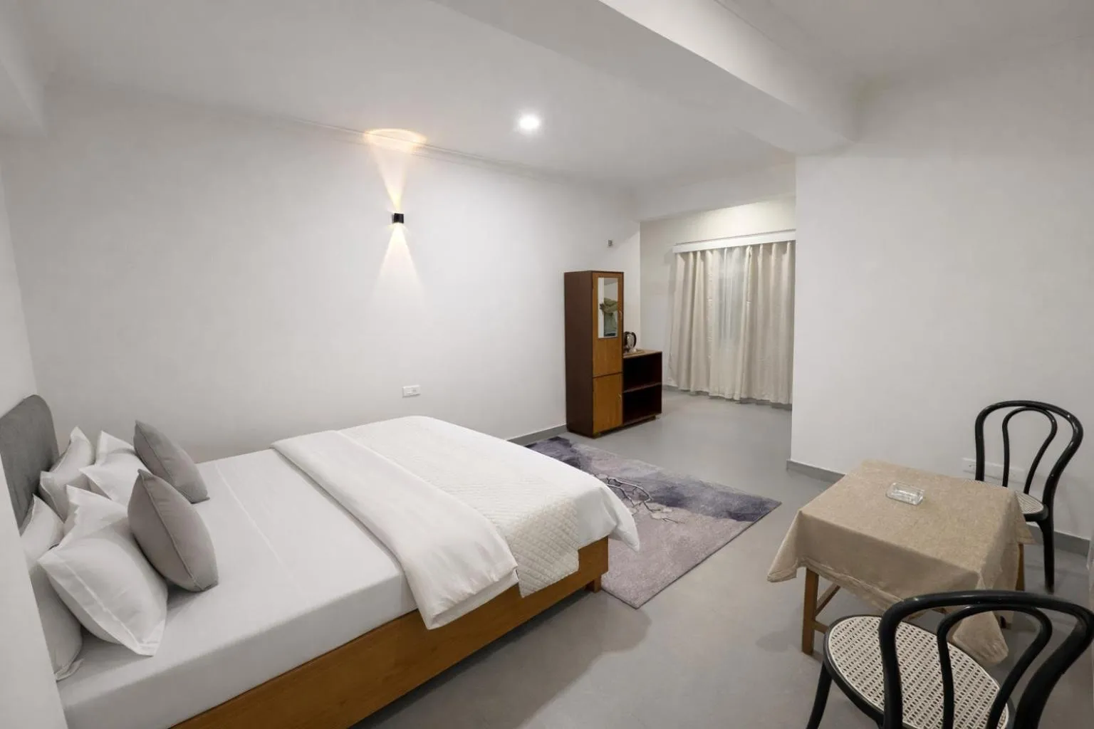 Bedroom, Bed in Tulip Residency