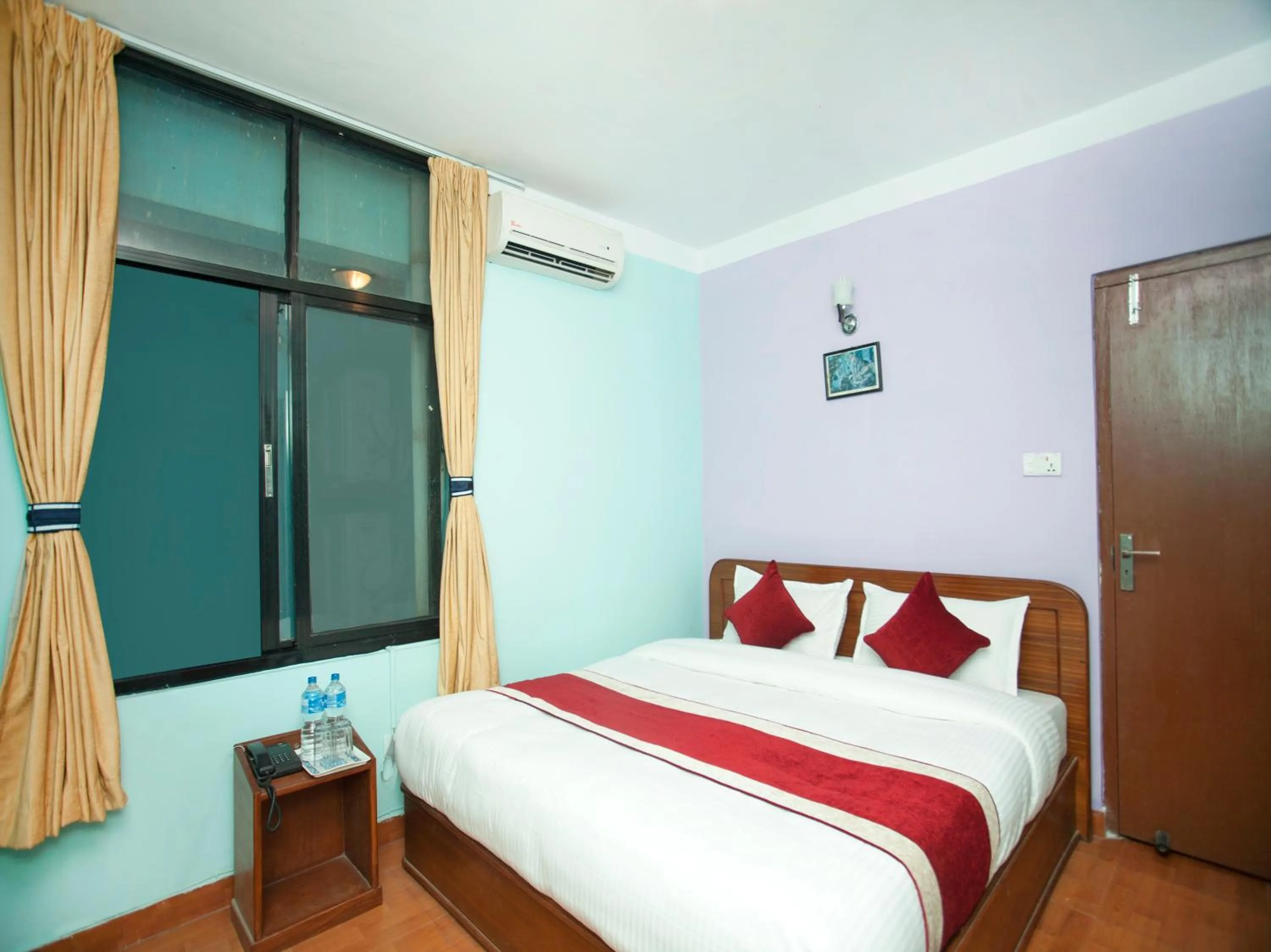 Bedroom in Allied Hotel