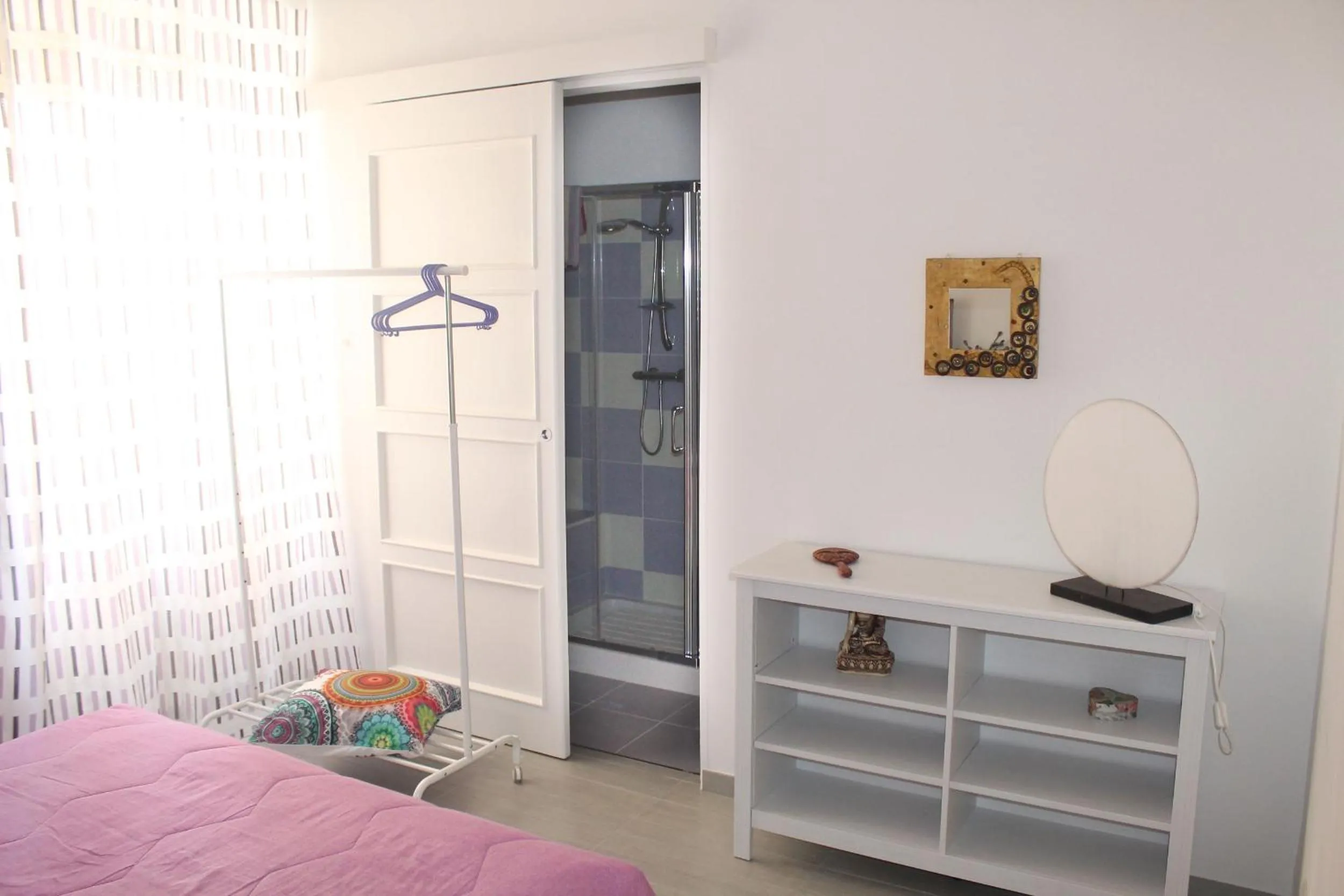 Photo of the whole room, Bed in La Casa Di Nina