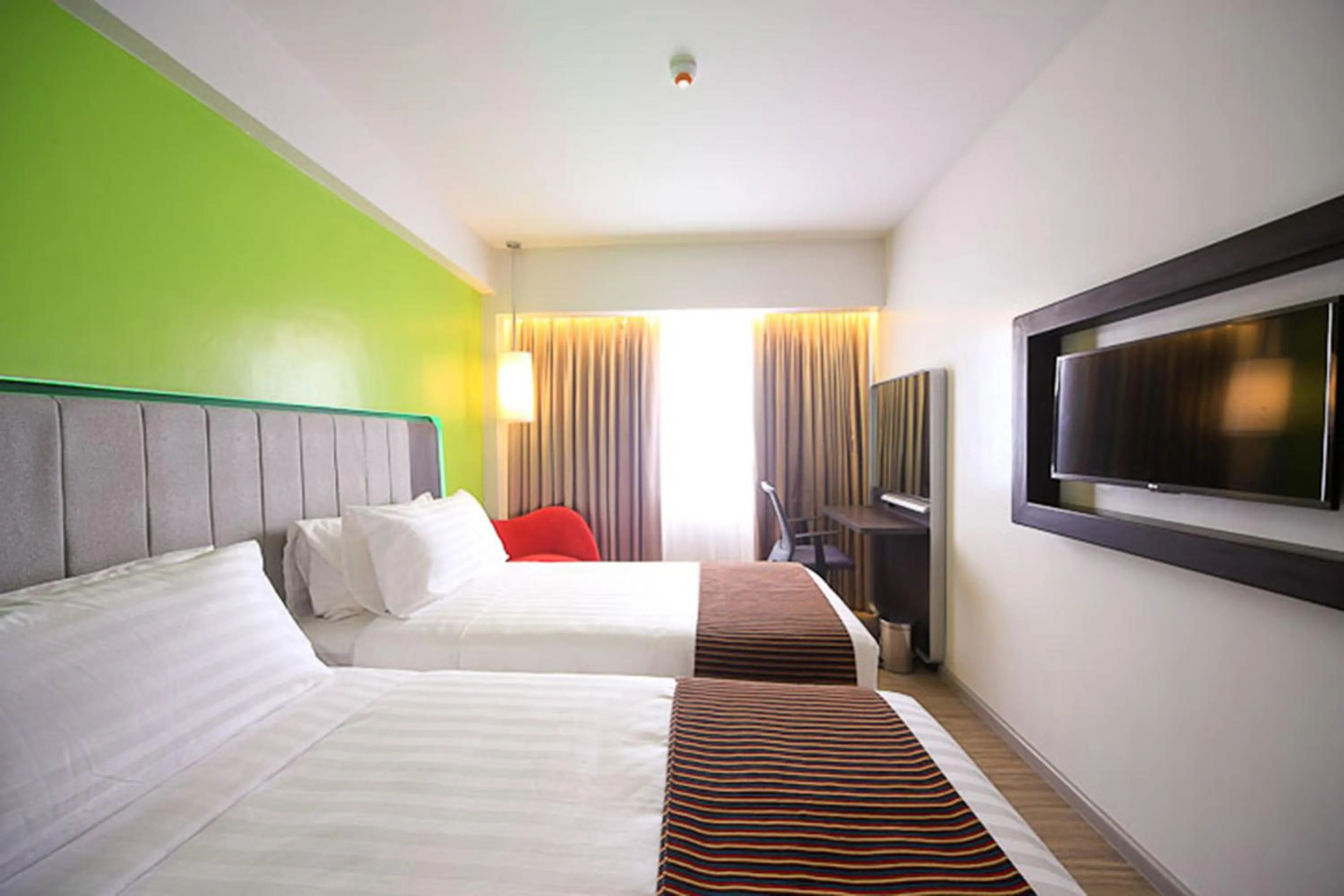 Bedroom, Bed in Park Inn By Radisson Clark