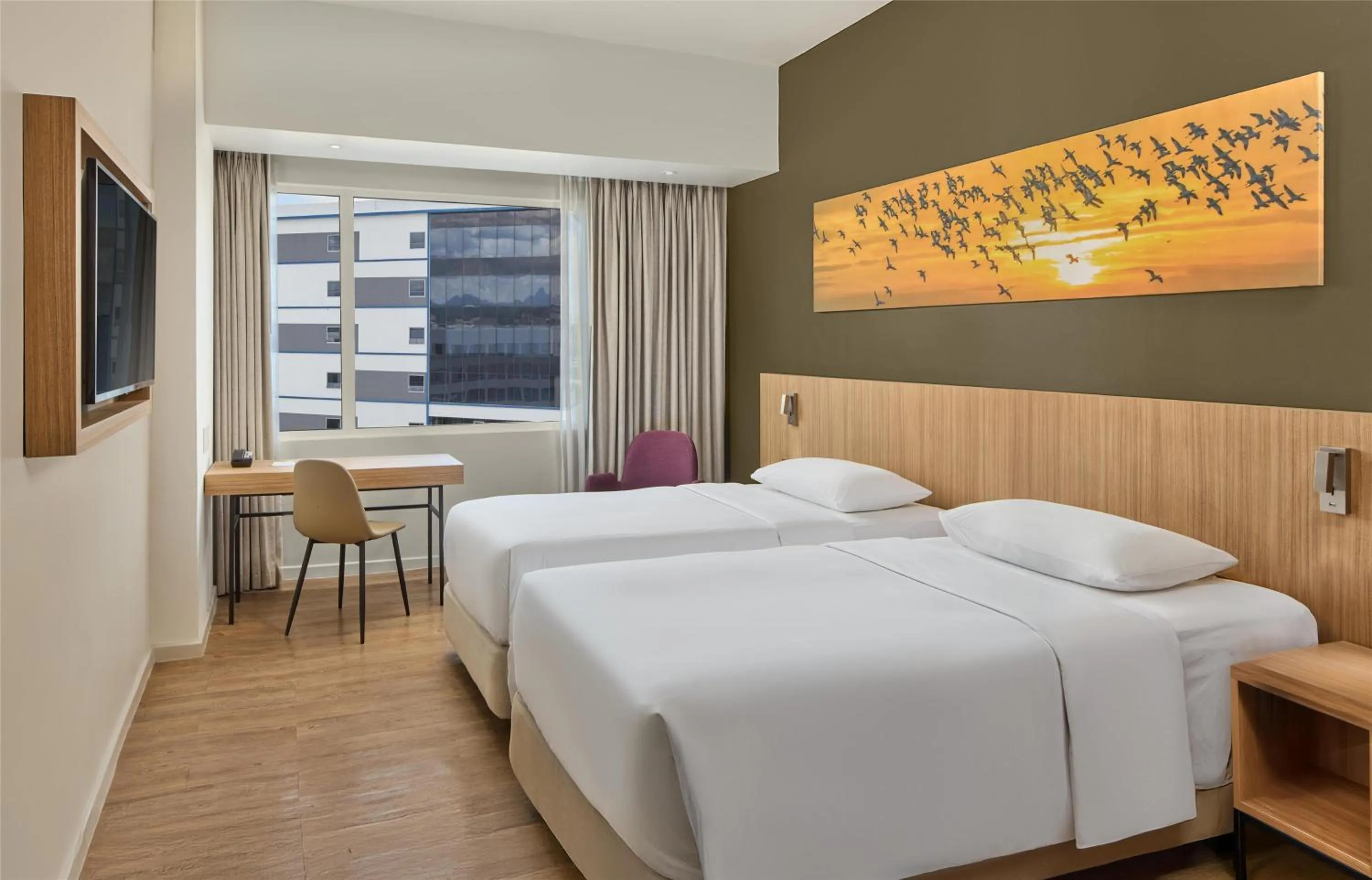 Bedroom, Bed in Park Inn By Radisson Clark