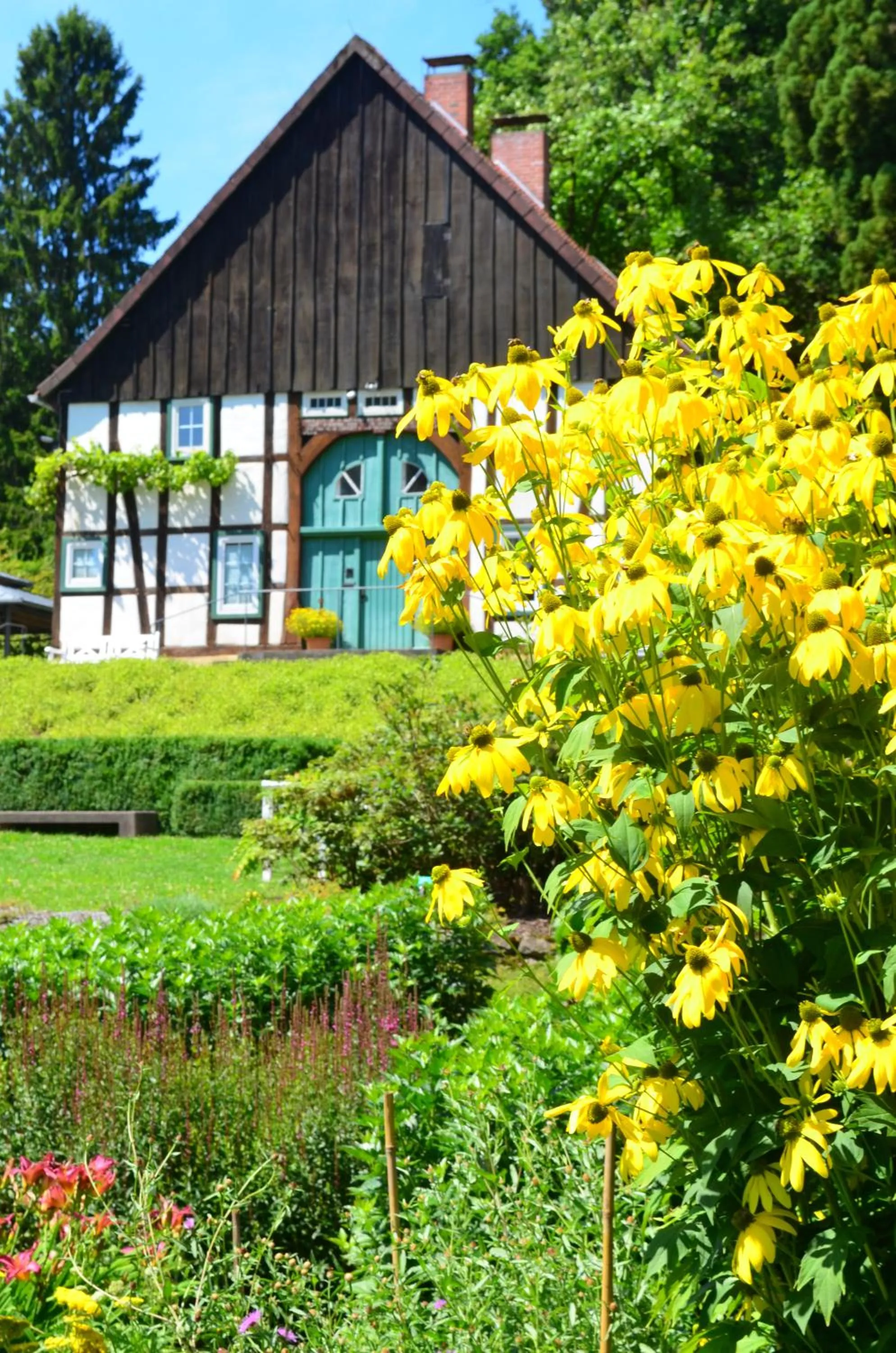 Nearby landmark in LEGERE HOTEL Bielefeld